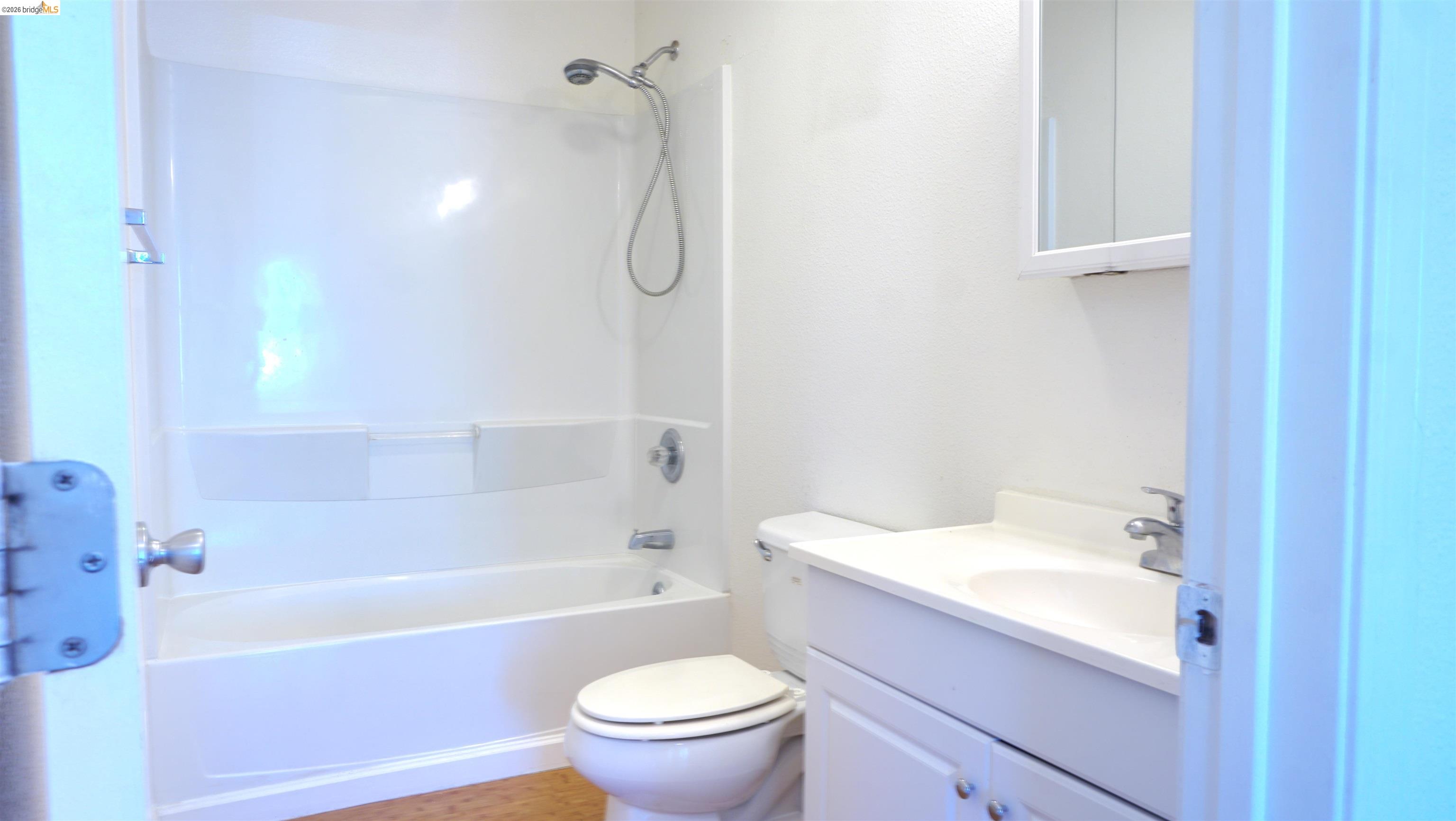 27 Robinson Ave, Pittsburg CA 94565 — photo 7