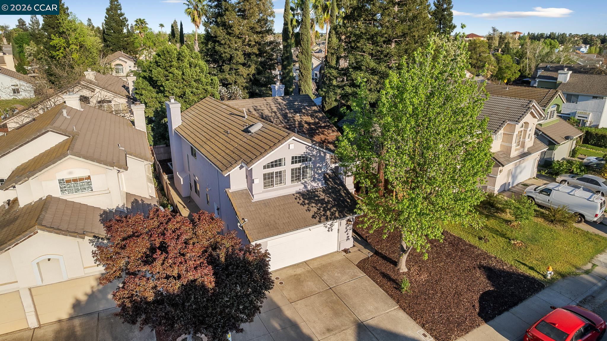 Detail Gallery Image 2 of 57 For 8675 Falmouth Way, Sacramento,  CA 95823 - 5 Beds | 3 Baths