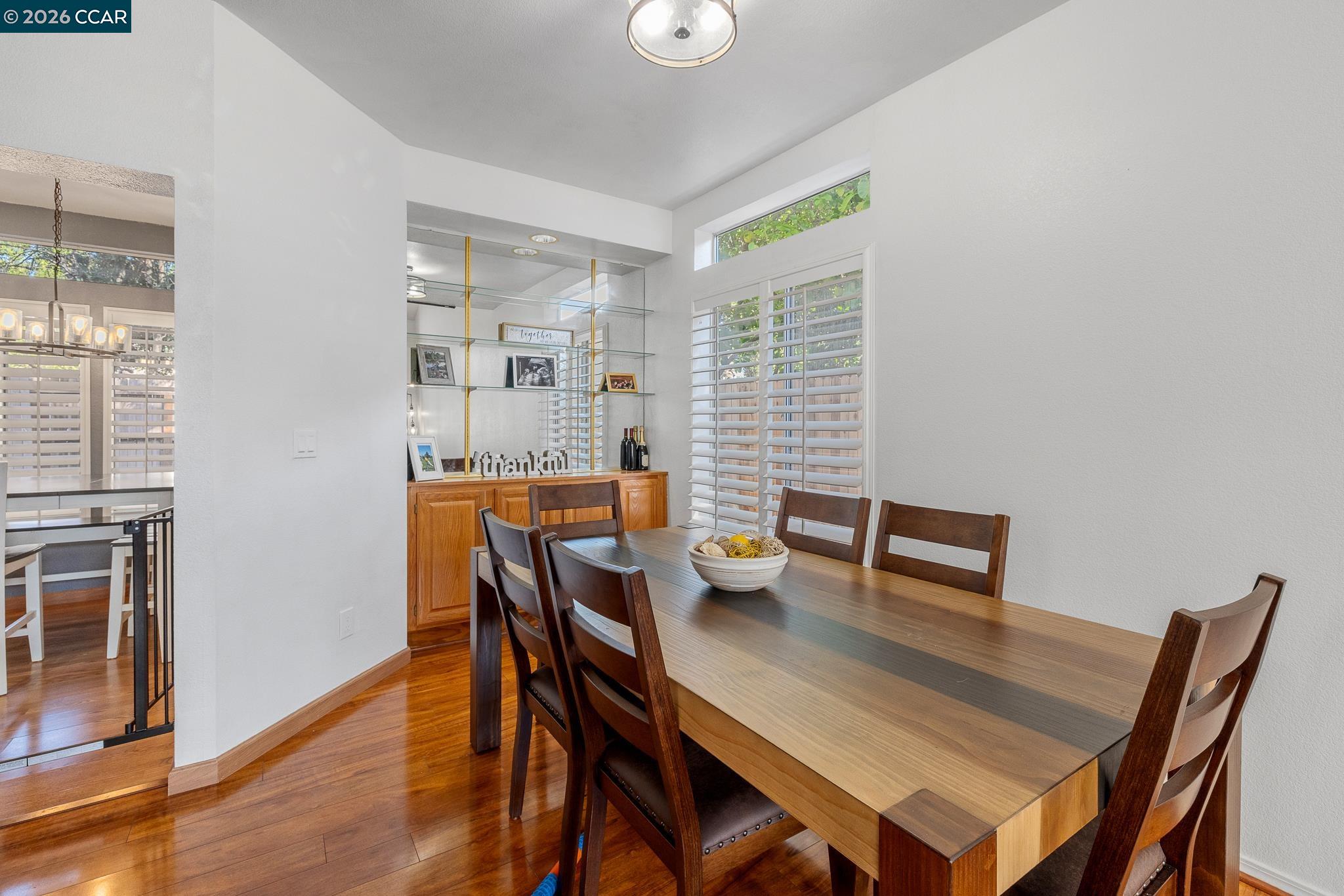 Detail Gallery Image 12 of 57 For 8675 Falmouth Way, Sacramento,  CA 95823 - 5 Beds | 3 Baths