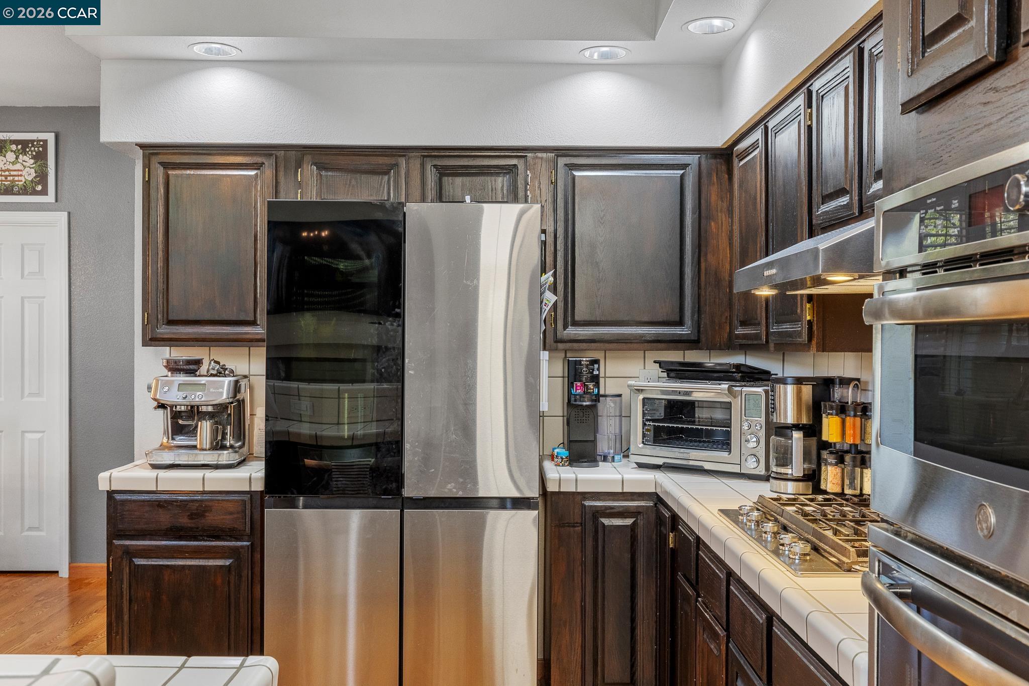 Detail Gallery Image 14 of 57 For 8675 Falmouth Way, Sacramento,  CA 95823 - 5 Beds | 3 Baths