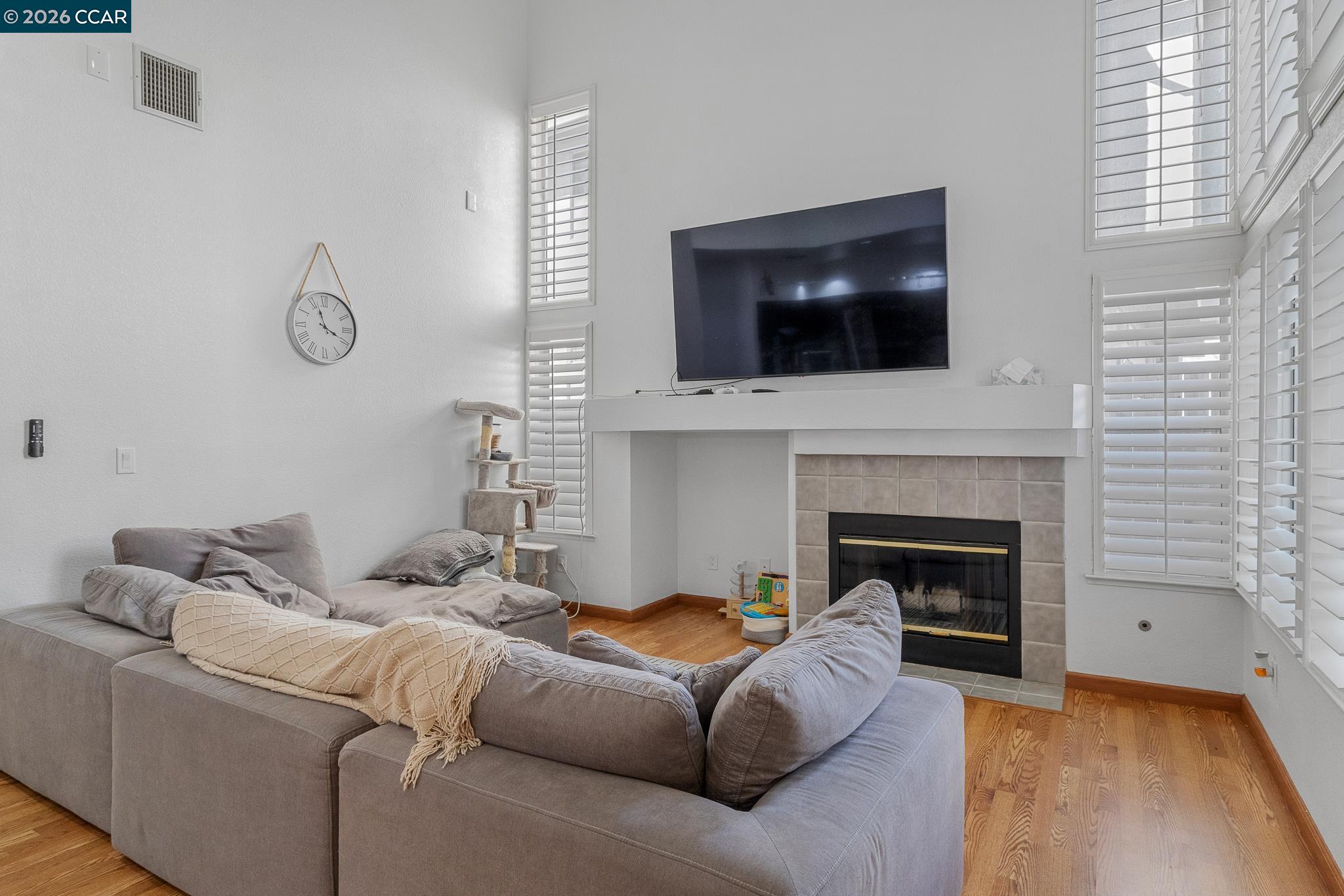 Detail Gallery Image 20 of 57 For 8675 Falmouth Way, Sacramento,  CA 95823 - 5 Beds | 3 Baths