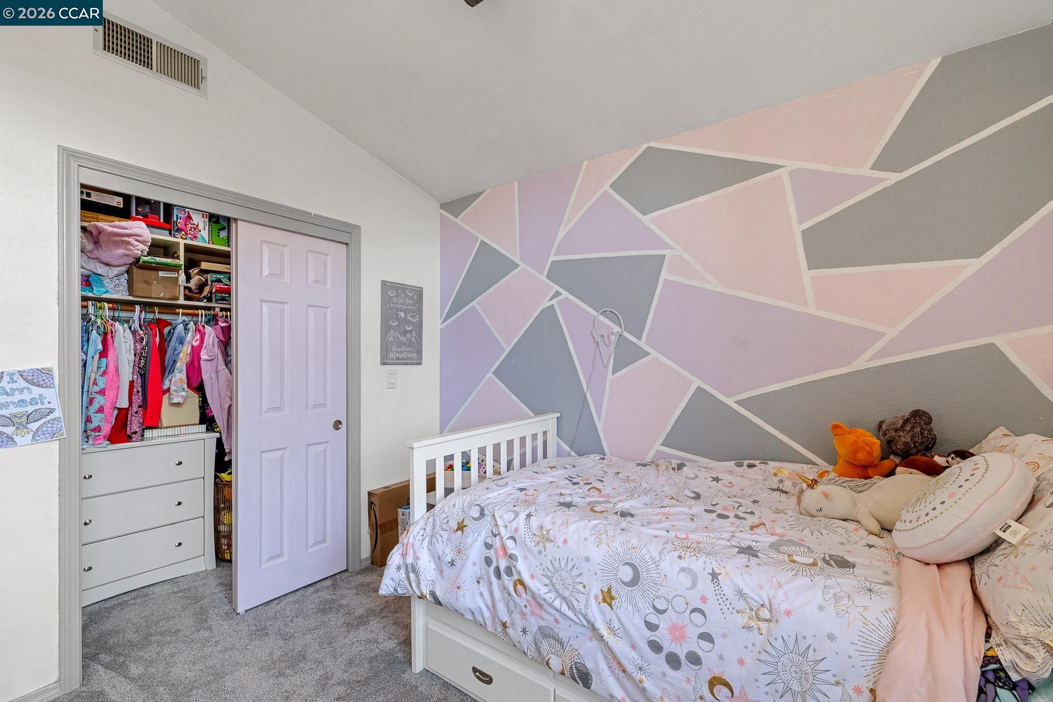 Detail Gallery Image 31 of 57 For 8675 Falmouth Way, Sacramento,  CA 95823 - 5 Beds | 3 Baths