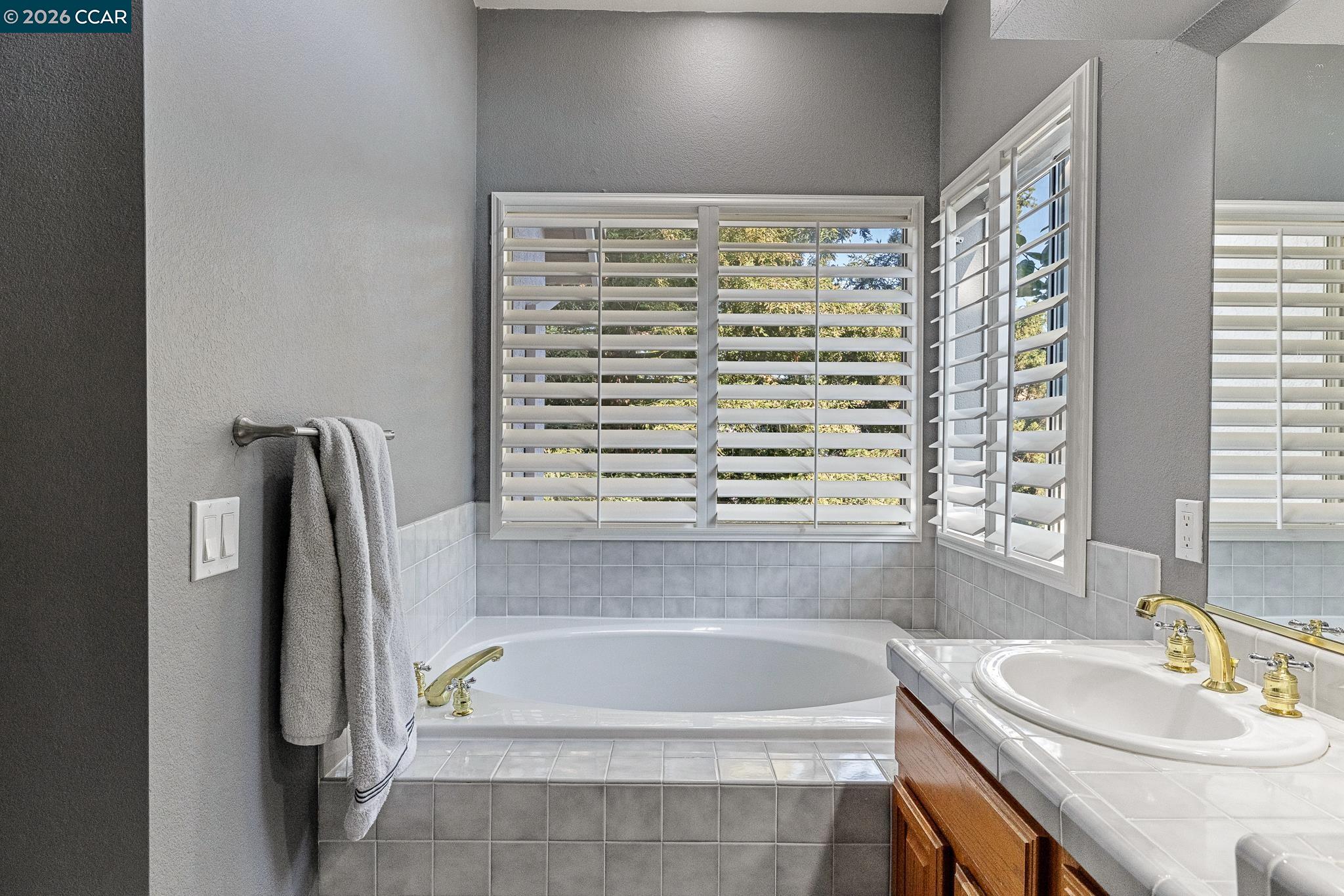 Detail Gallery Image 48 of 57 For 8675 Falmouth Way, Sacramento,  CA 95823 - 5 Beds | 3 Baths