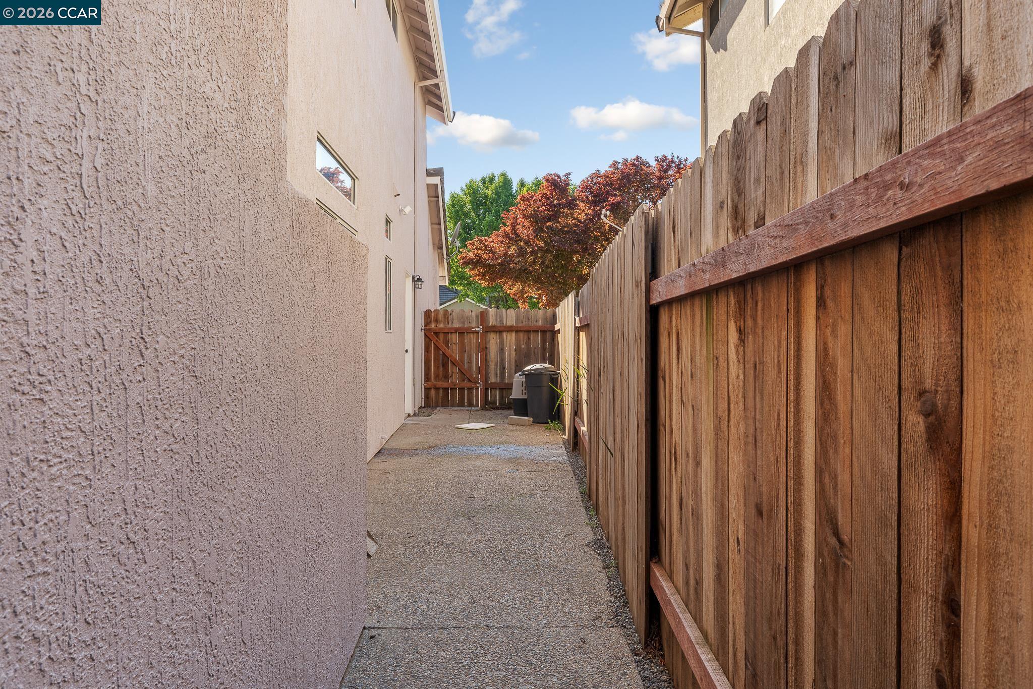 Detail Gallery Image 55 of 57 For 8675 Falmouth Way, Sacramento,  CA 95823 - 5 Beds | 3 Baths