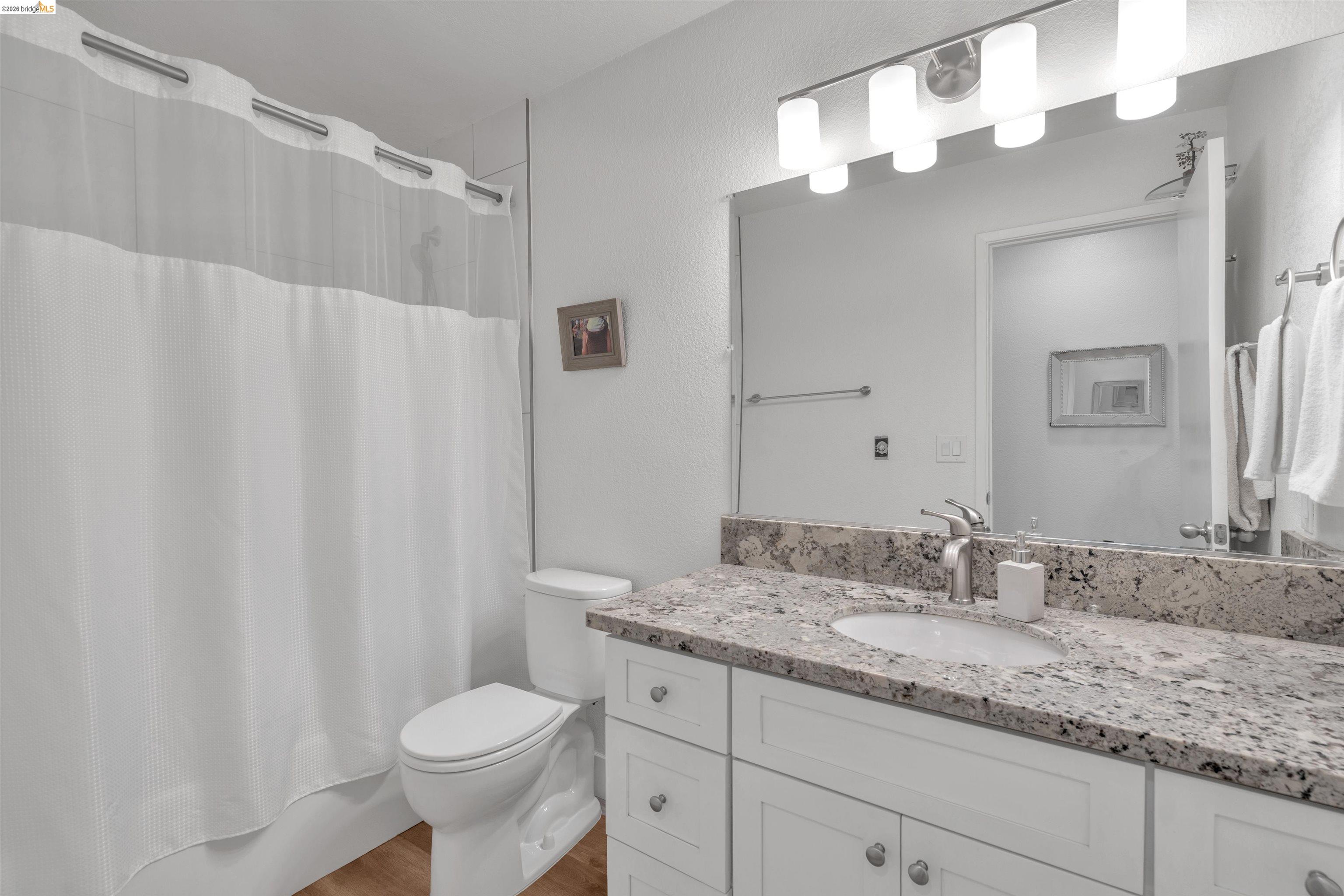 Detail Gallery Image 12 of 25 For 403 Lighthouse Dr, Vallejo,  CA 94590 - 2 Beds | 1 Baths