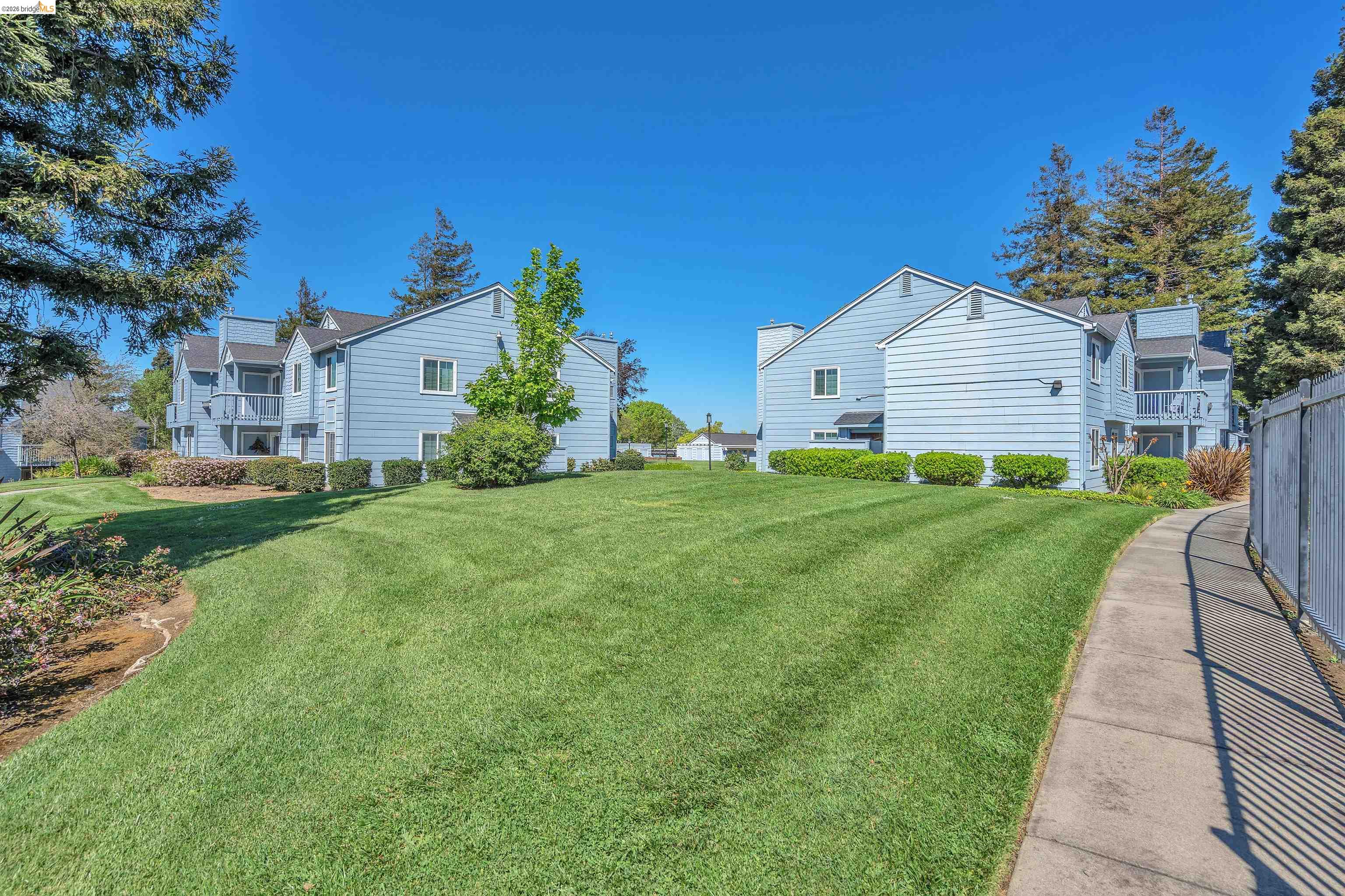 Detail Gallery Image 17 of 25 For 403 Lighthouse Dr, Vallejo,  CA 94590 - 2 Beds | 1 Baths