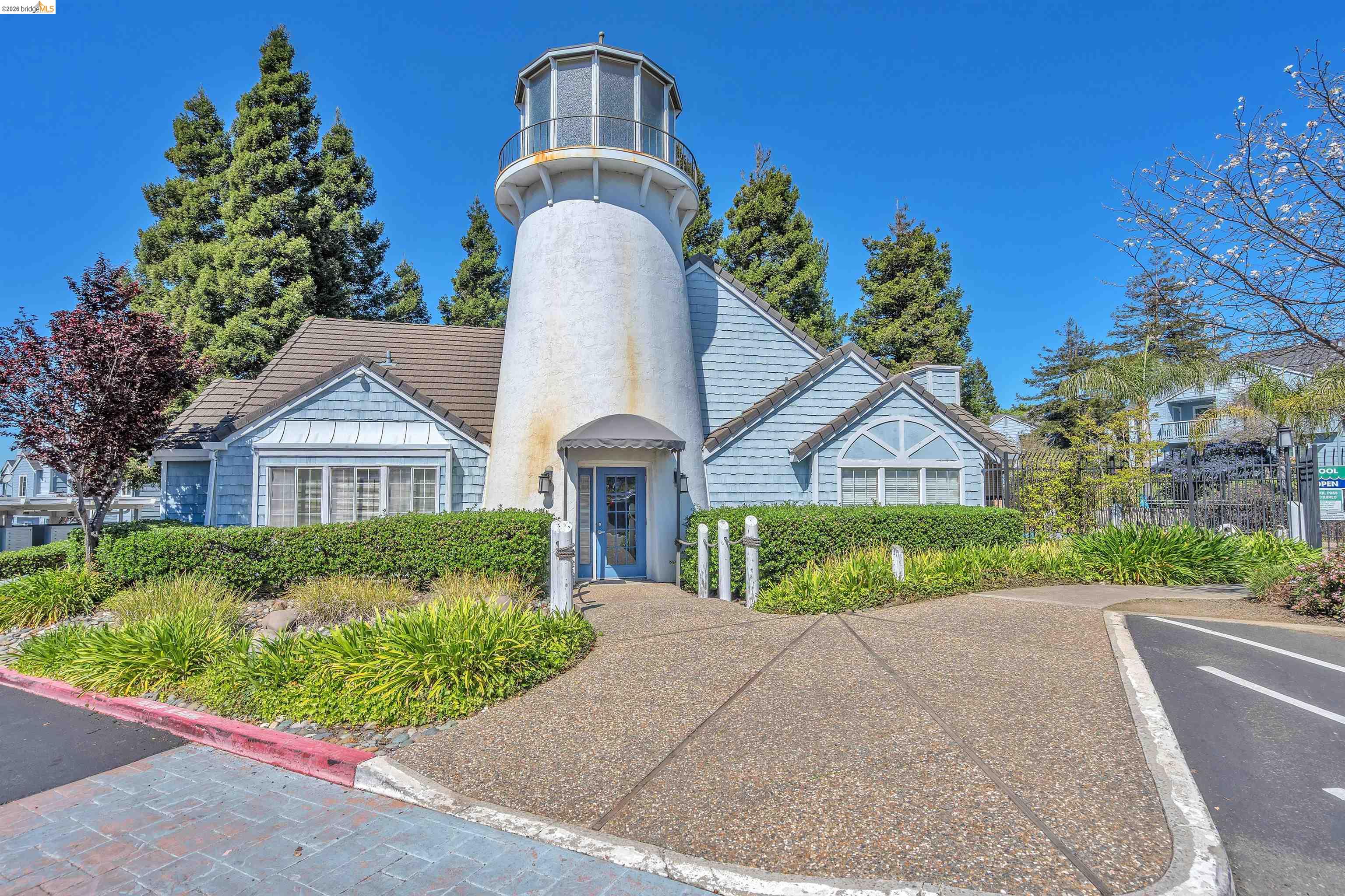 Detail Gallery Image 24 of 25 For 403 Lighthouse Dr, Vallejo,  CA 94590 - 2 Beds | 1 Baths