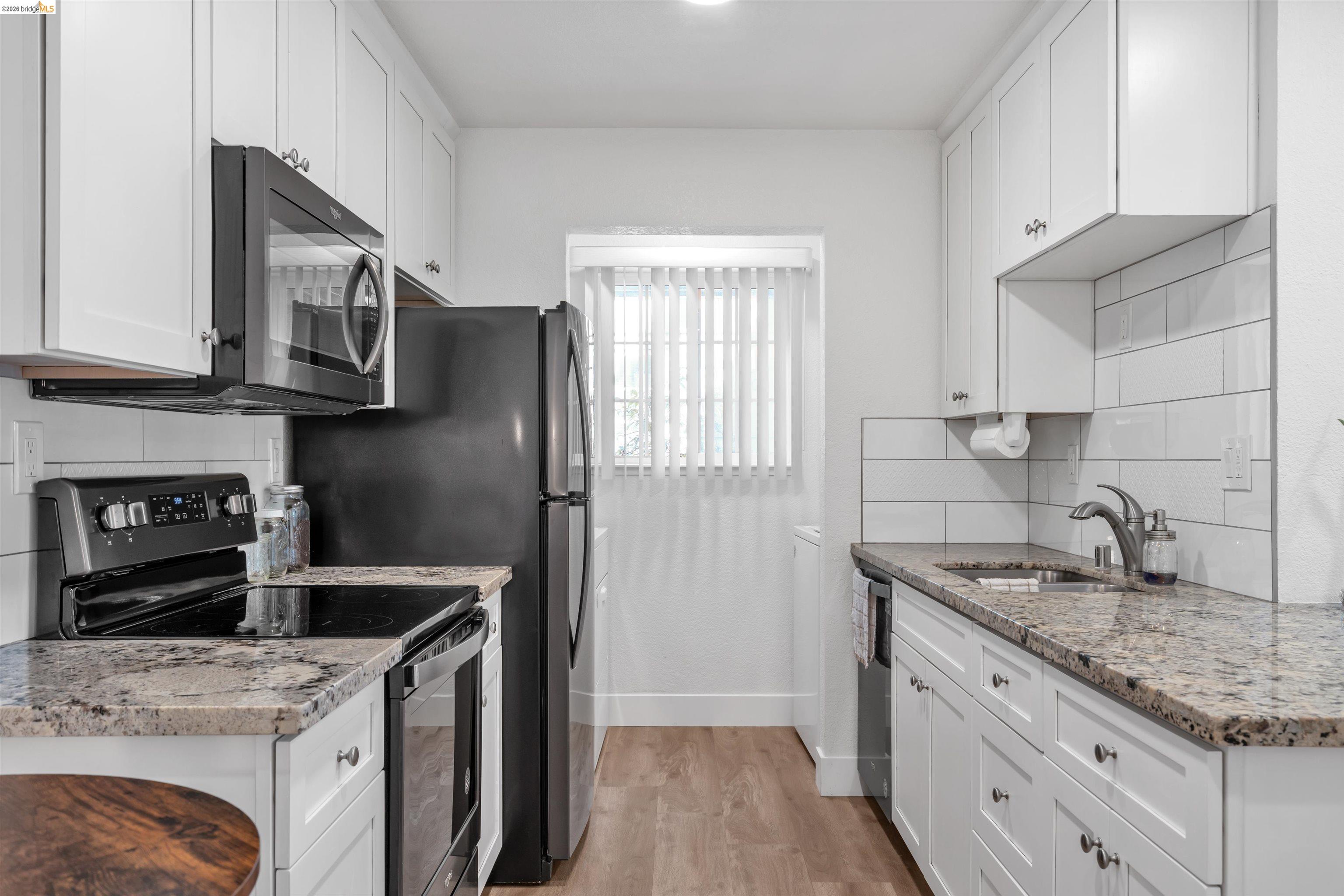 Detail Gallery Image 7 of 25 For 403 Lighthouse Dr, Vallejo,  CA 94590 - 2 Beds | 1 Baths