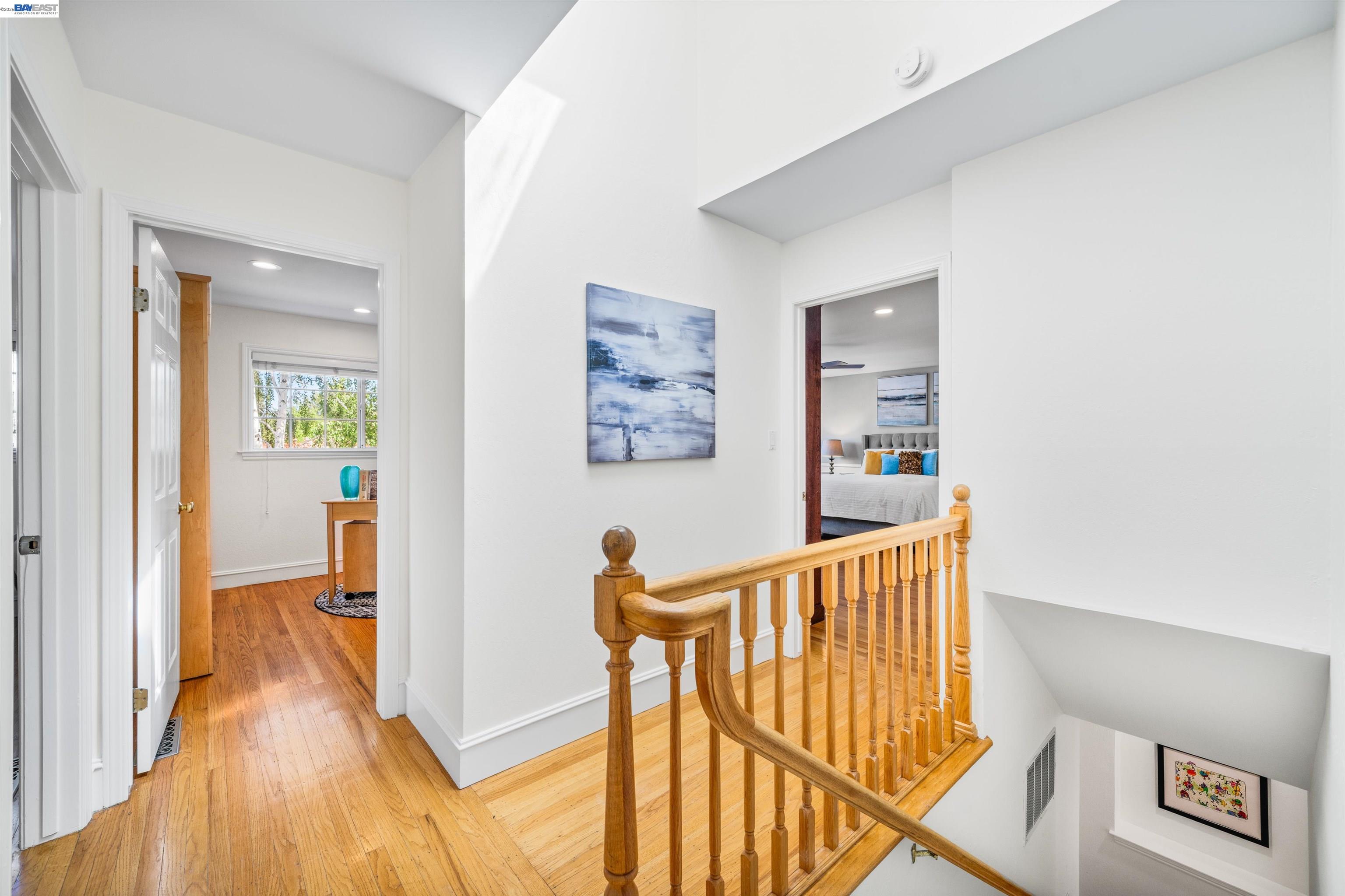 Detail Gallery Image 22 of 47 For 5207 Crestline Way, Pleasanton,  CA 94566 - 4 Beds | 2/1 Baths