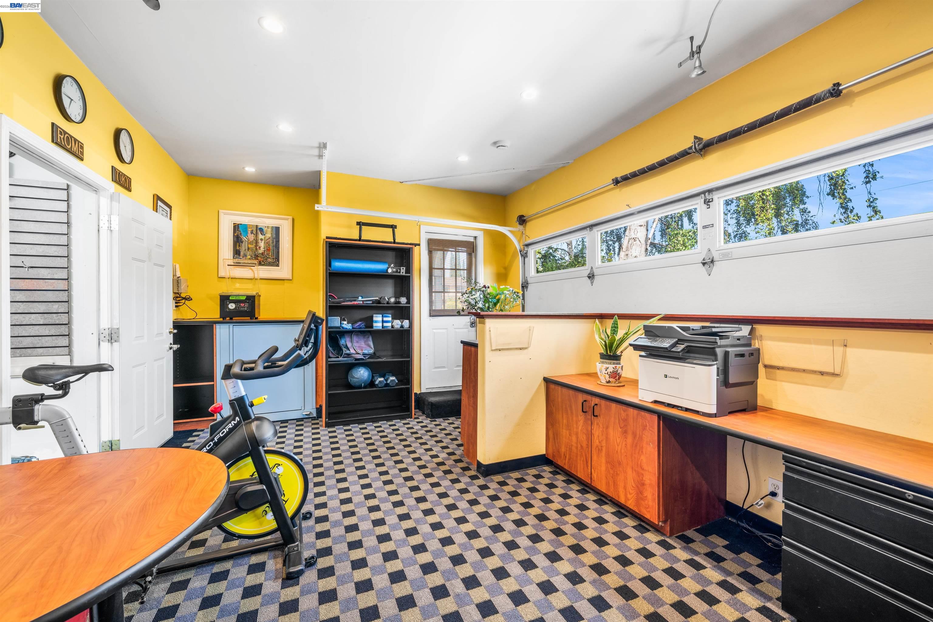 Detail Gallery Image 38 of 47 For 5207 Crestline Way, Pleasanton,  CA 94566 - 4 Beds | 2/1 Baths