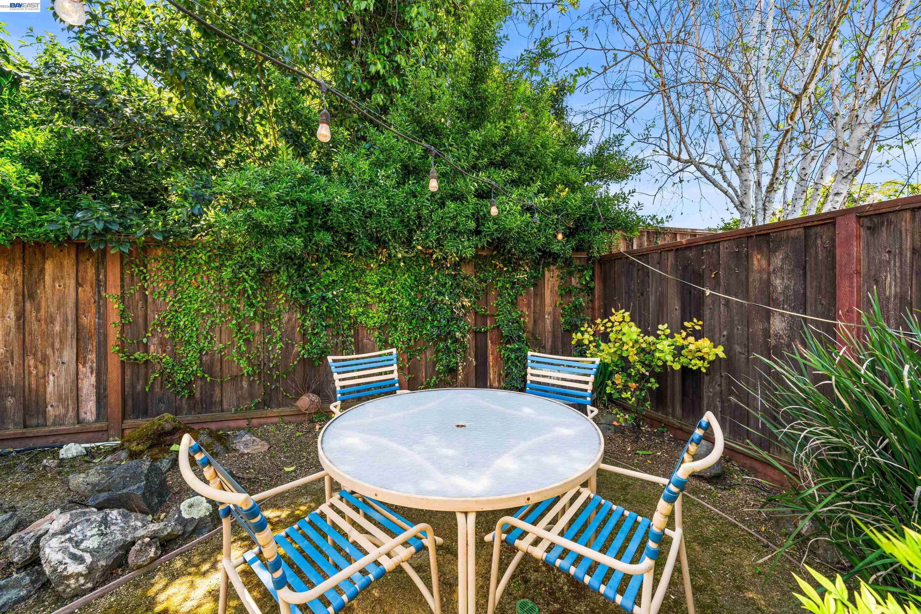 Detail Gallery Image 41 of 47 For 5207 Crestline Way, Pleasanton,  CA 94566 - 4 Beds | 2/1 Baths