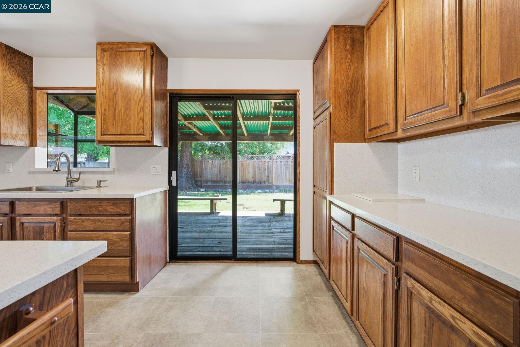 Detail Gallery Image 17 of 60 For 1930 Sunshine Dr, Concord,  CA 94520 - 3 Beds | 2 Baths