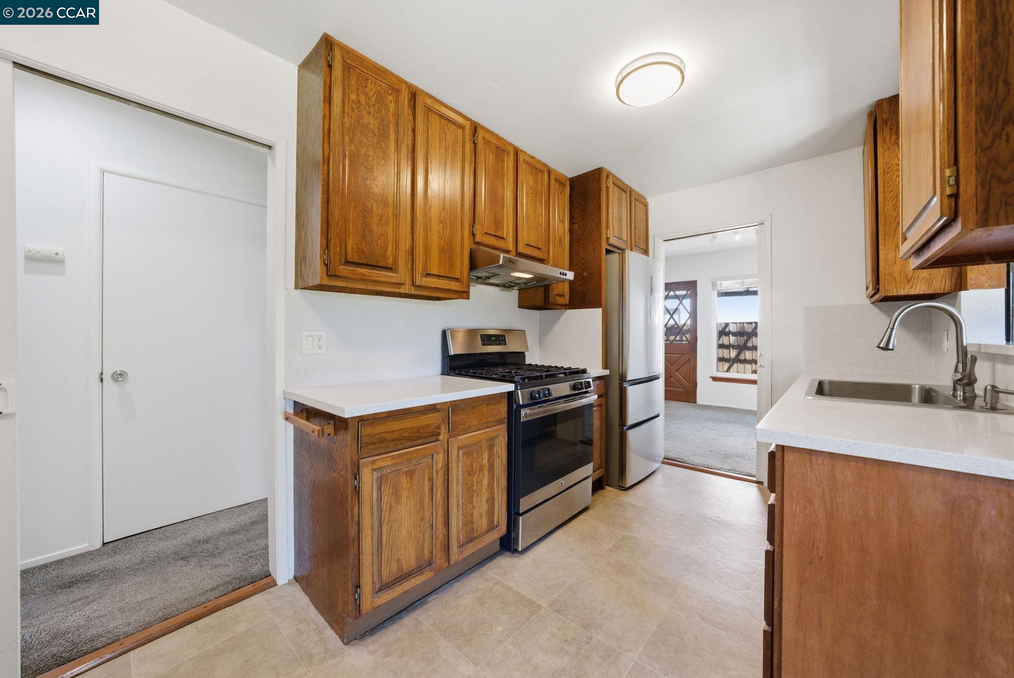 Detail Gallery Image 18 of 60 For 1930 Sunshine Dr, Concord,  CA 94520 - 3 Beds | 2 Baths