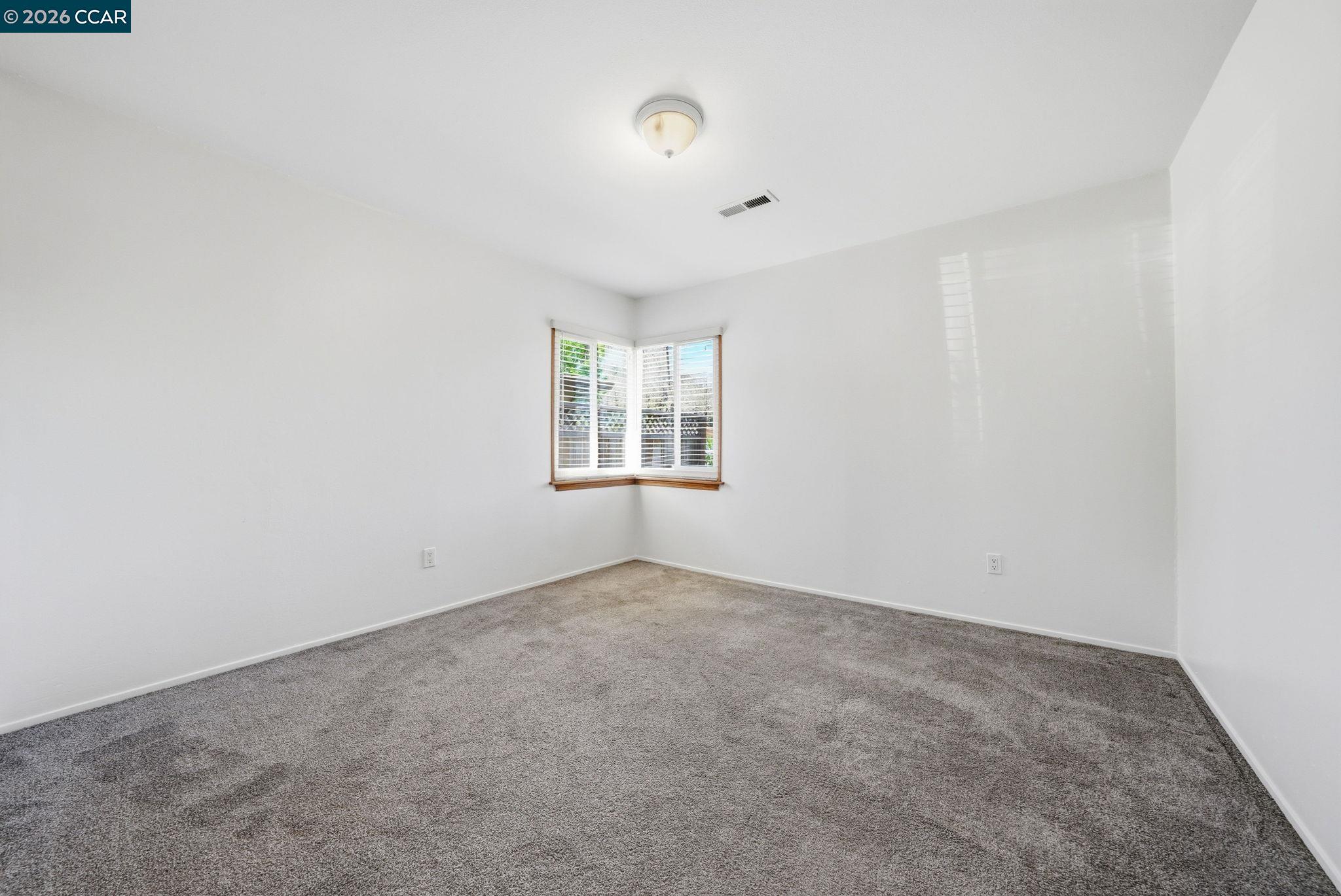 Detail Gallery Image 29 of 60 For 1930 Sunshine Dr, Concord,  CA 94520 - 3 Beds | 2 Baths