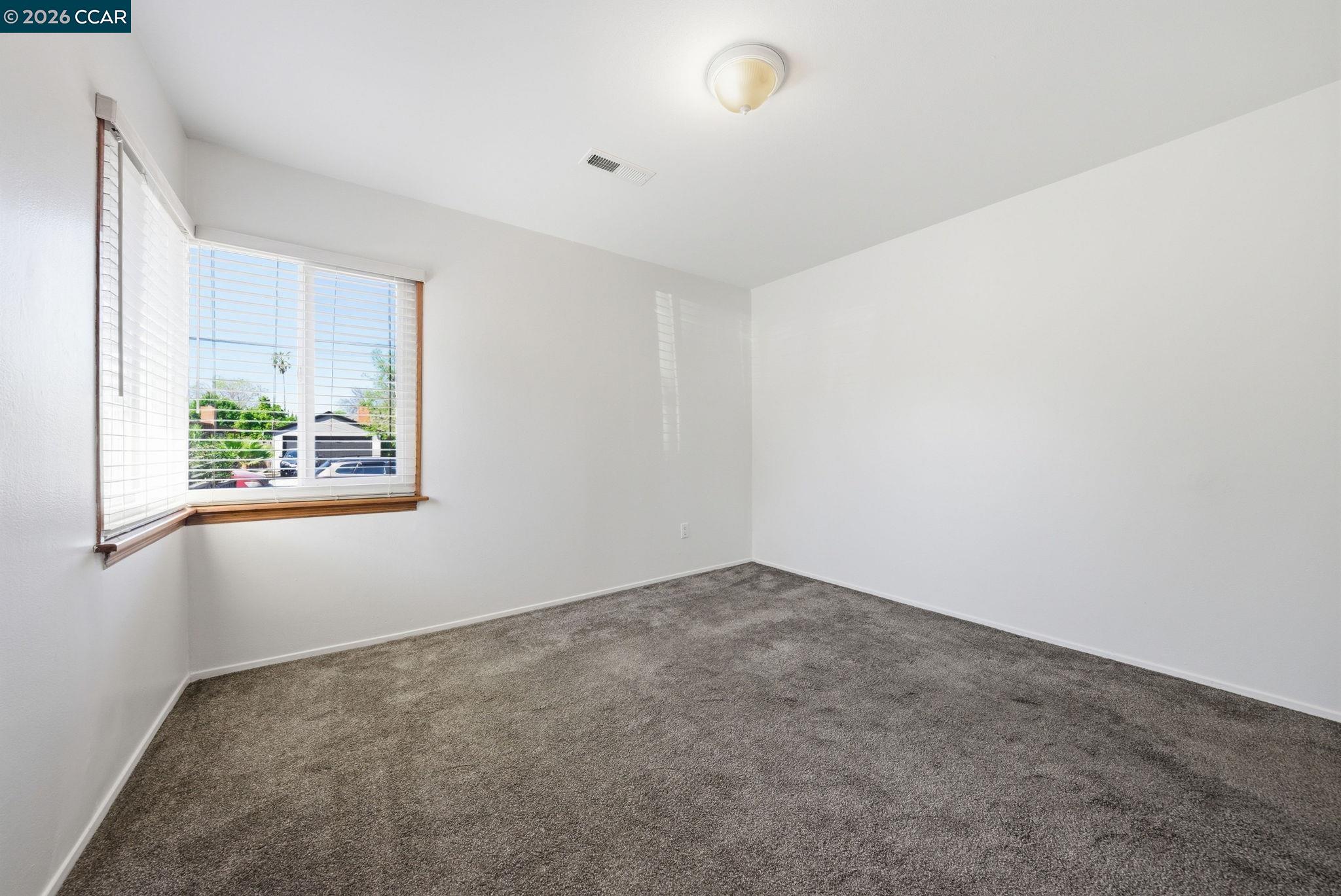 Detail Gallery Image 32 of 60 For 1930 Sunshine Dr, Concord,  CA 94520 - 3 Beds | 2 Baths