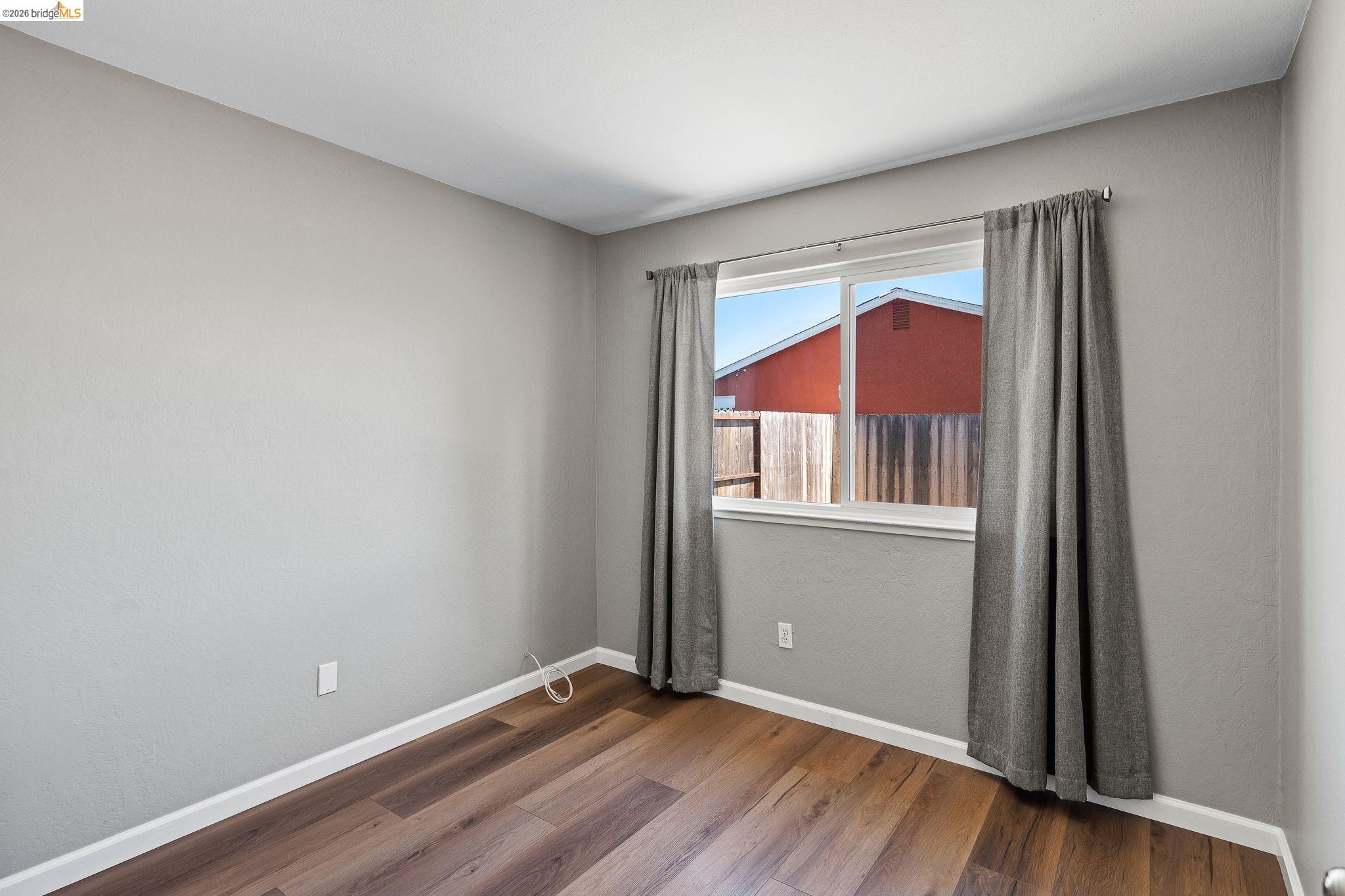 Detail Gallery Image 26 of 36 For 2 Viking Way, Pittsburg,  CA 94565-3568 - 4 Beds | 2 Baths