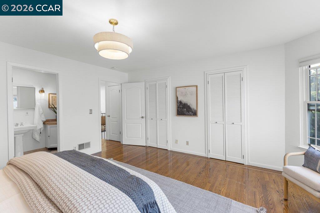 Detail Gallery Image 18 of 48 For 121 Bradford St, San Francisco,  CA 94110 - 3 Beds | 2 Baths