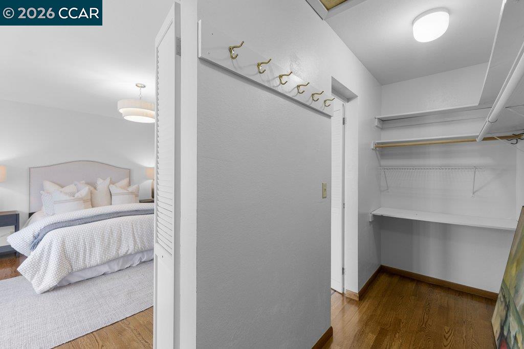 Detail Gallery Image 22 of 48 For 121 Bradford St, San Francisco,  CA 94110 - 3 Beds | 2 Baths