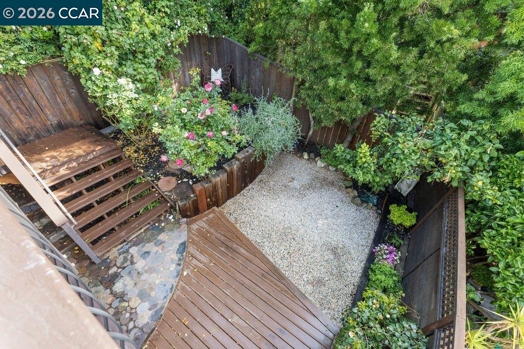 Detail Gallery Image 26 of 48 For 121 Bradford St, San Francisco,  CA 94110 - 3 Beds | 2 Baths