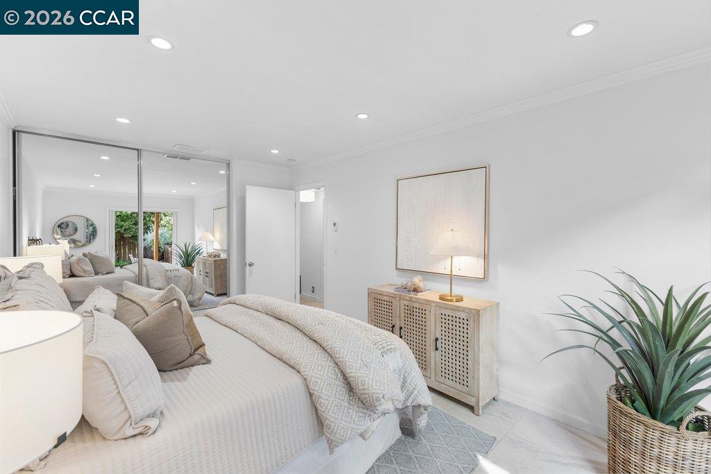 Detail Gallery Image 31 of 48 For 121 Bradford St, San Francisco,  CA 94110 - 3 Beds | 2 Baths