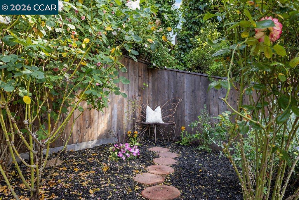 Detail Gallery Image 40 of 48 For 121 Bradford St, San Francisco,  CA 94110 - 3 Beds | 2 Baths