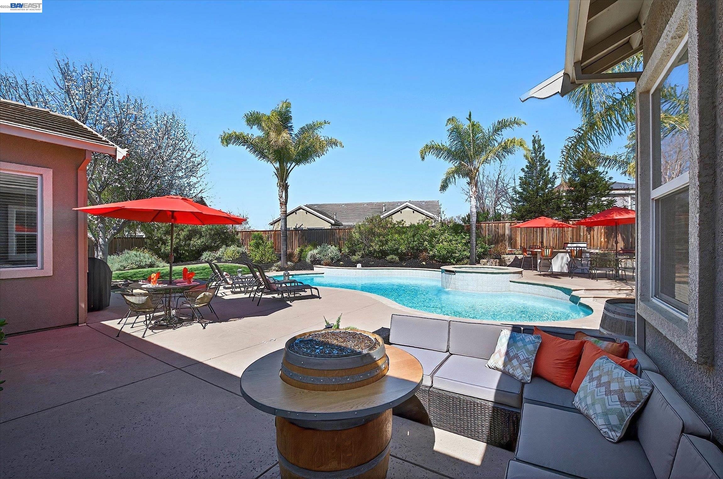 Detail Gallery Image 32 of 46 For 1174 Carrara Ct, Livermore,  CA 94550 - 4 Beds | 2/1 Baths