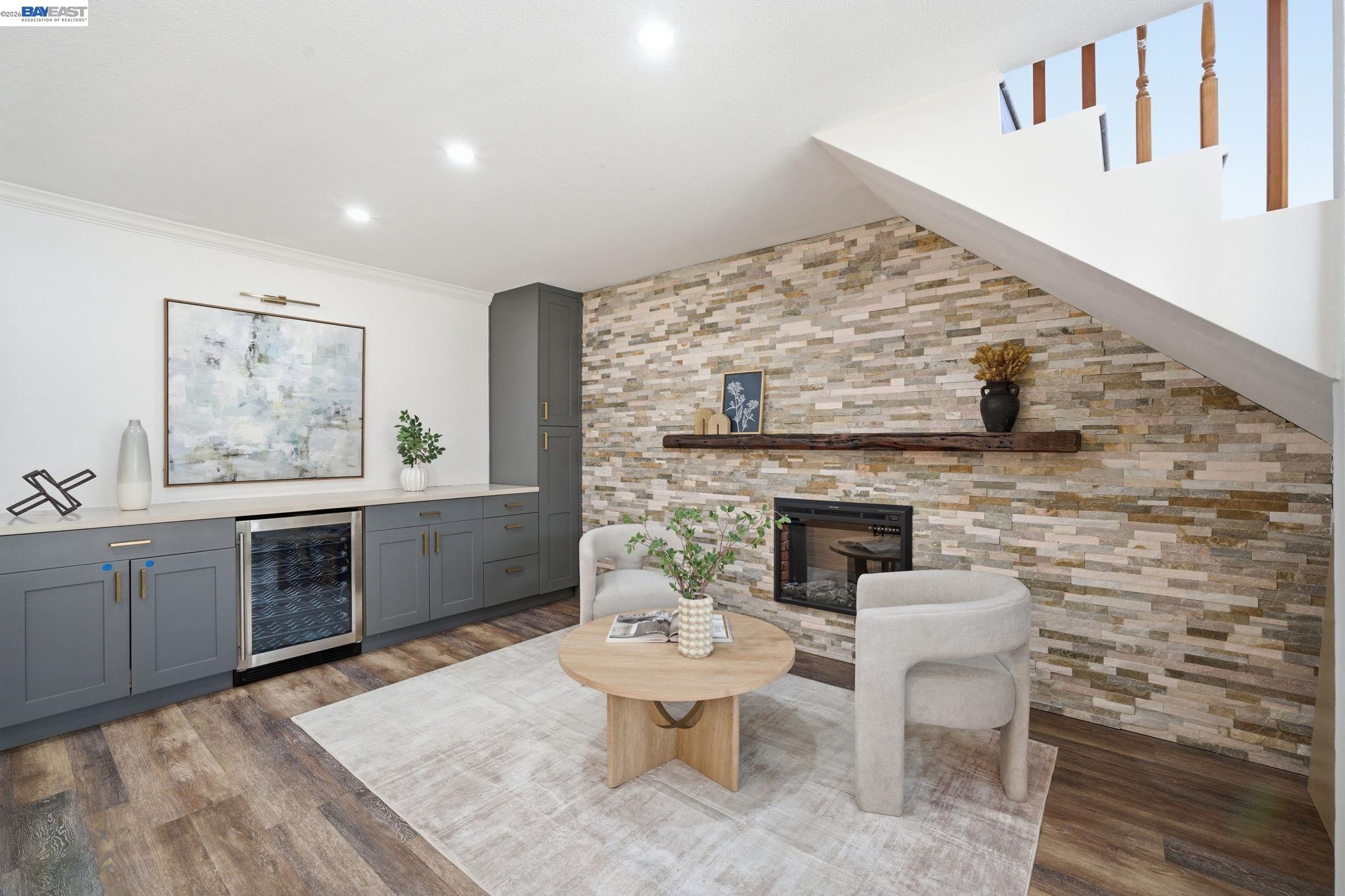 Detail Gallery Image 12 of 27 For 2901 Glen Heather Dr, San Jose,  CA 95133 - 7 Beds | 4 Baths