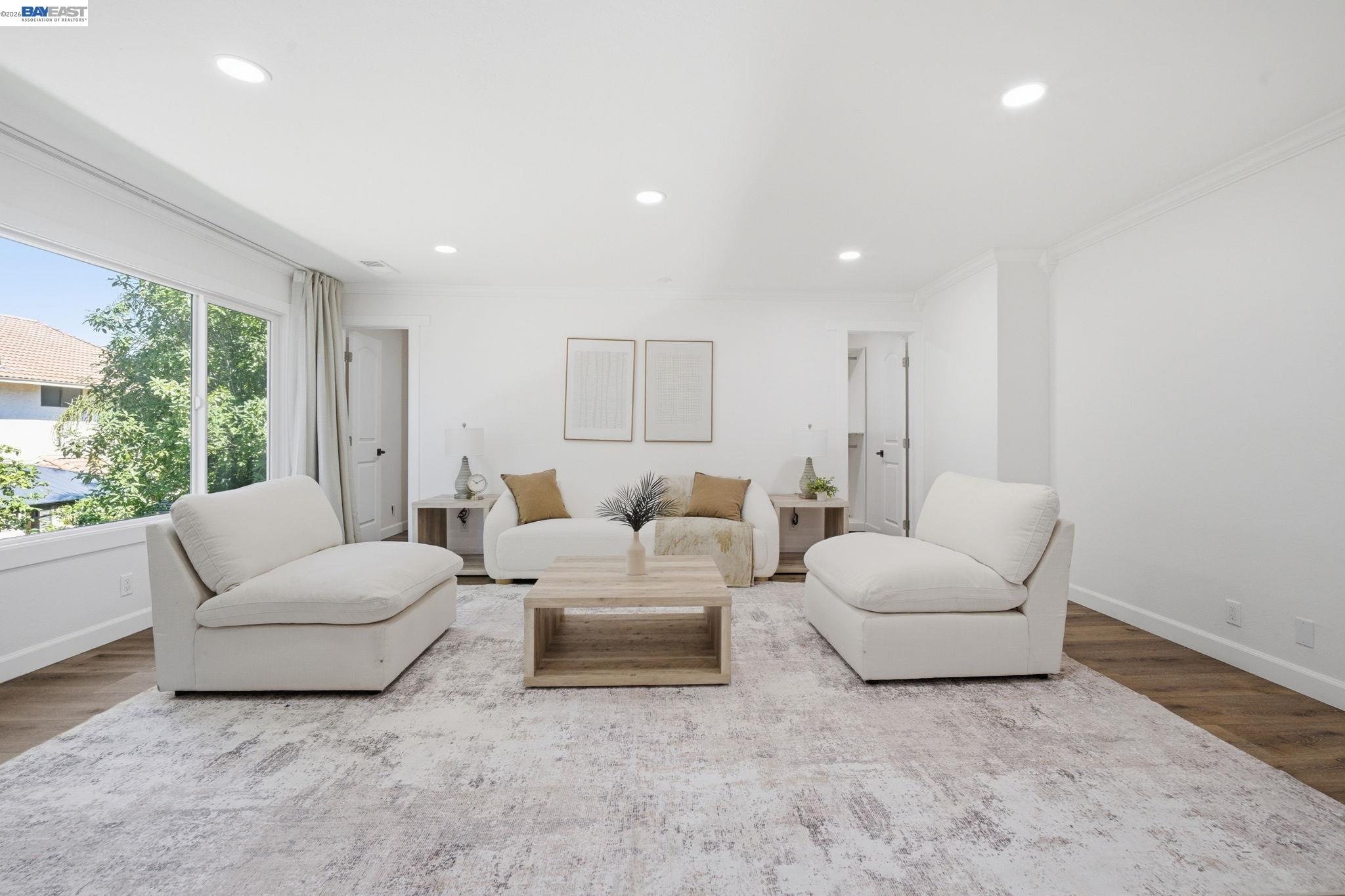 Detail Gallery Image 14 of 27 For 2901 Glen Heather Dr, San Jose,  CA 95133 - 7 Beds | 4 Baths