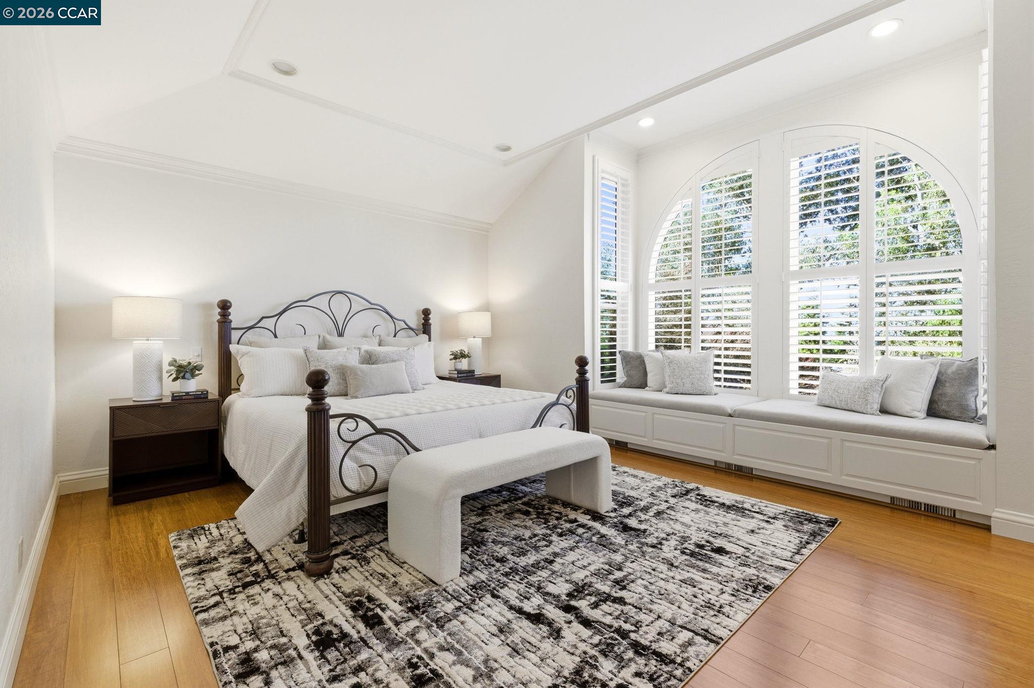 Detail Gallery Image 19 of 50 For 725 Castle Rock Rd, Walnut Creek,  CA 94598 - 5 Beds | 3/1 Baths