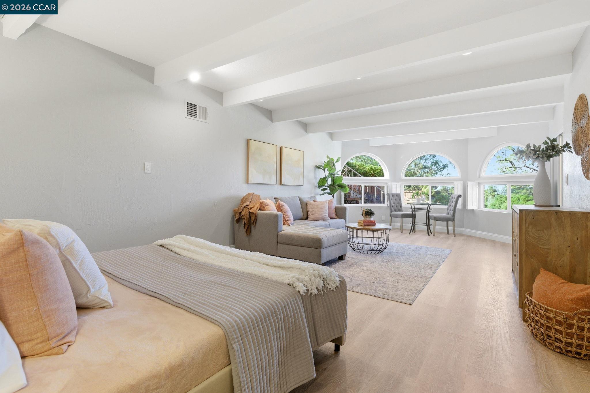 Detail Gallery Image 29 of 50 For 725 Castle Rock Rd, Walnut Creek,  CA 94598 - 5 Beds | 3/1 Baths