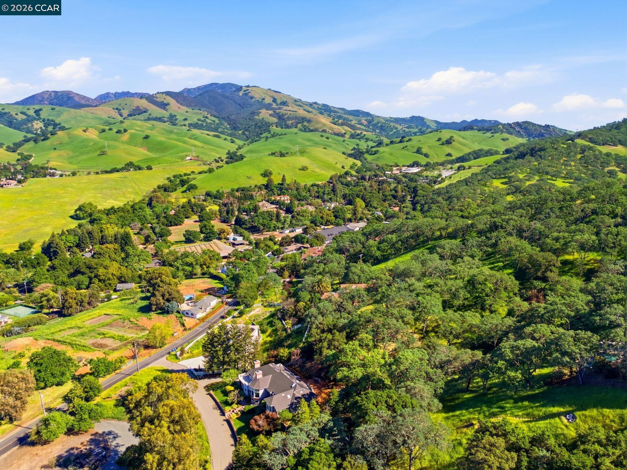 Detail Gallery Image 47 of 50 For 725 Castle Rock Rd, Walnut Creek,  CA 94598 - 5 Beds | 3/1 Baths