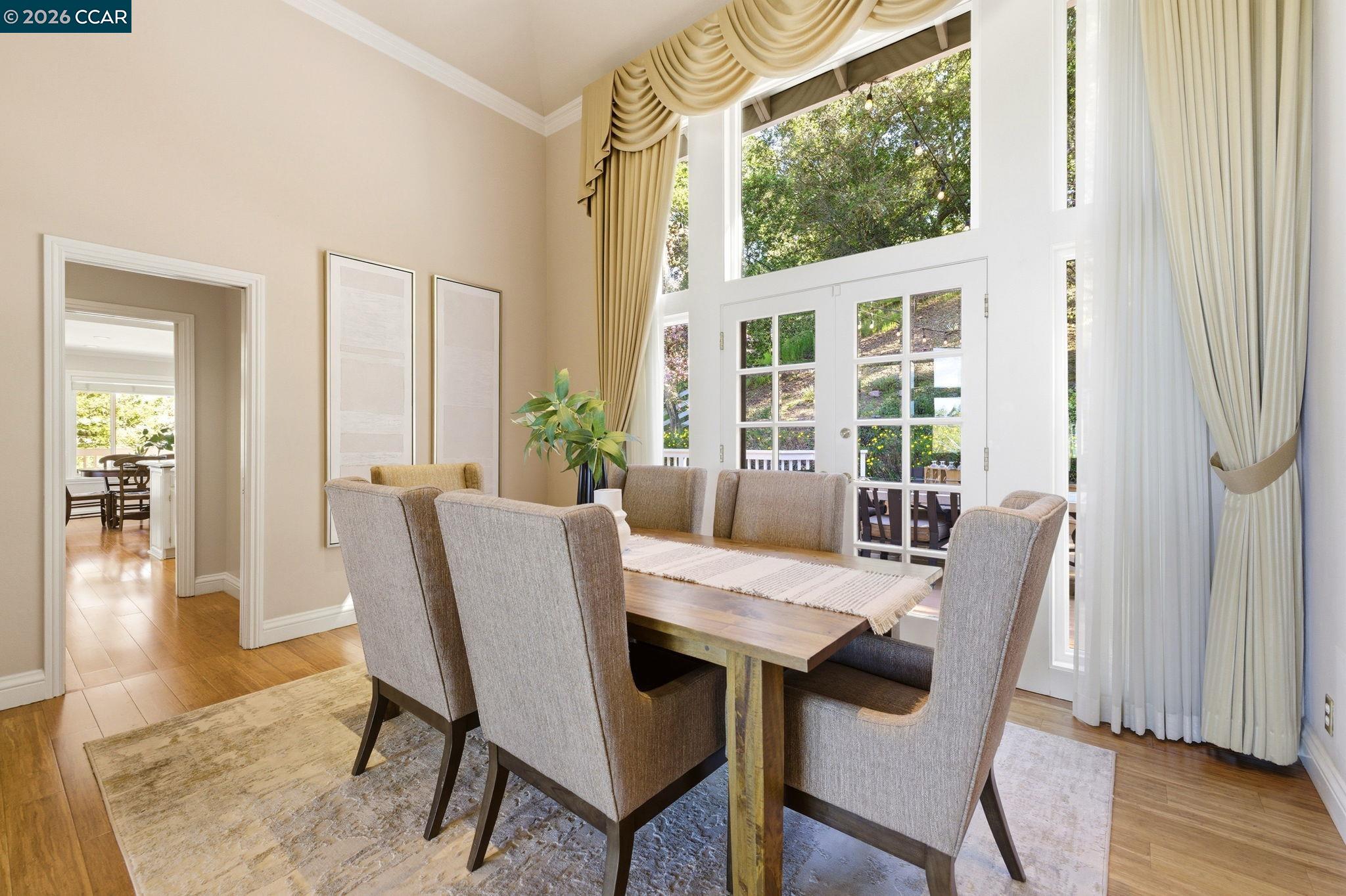 Detail Gallery Image 6 of 50 For 725 Castle Rock Rd, Walnut Creek,  CA 94598 - 5 Beds | 3/1 Baths