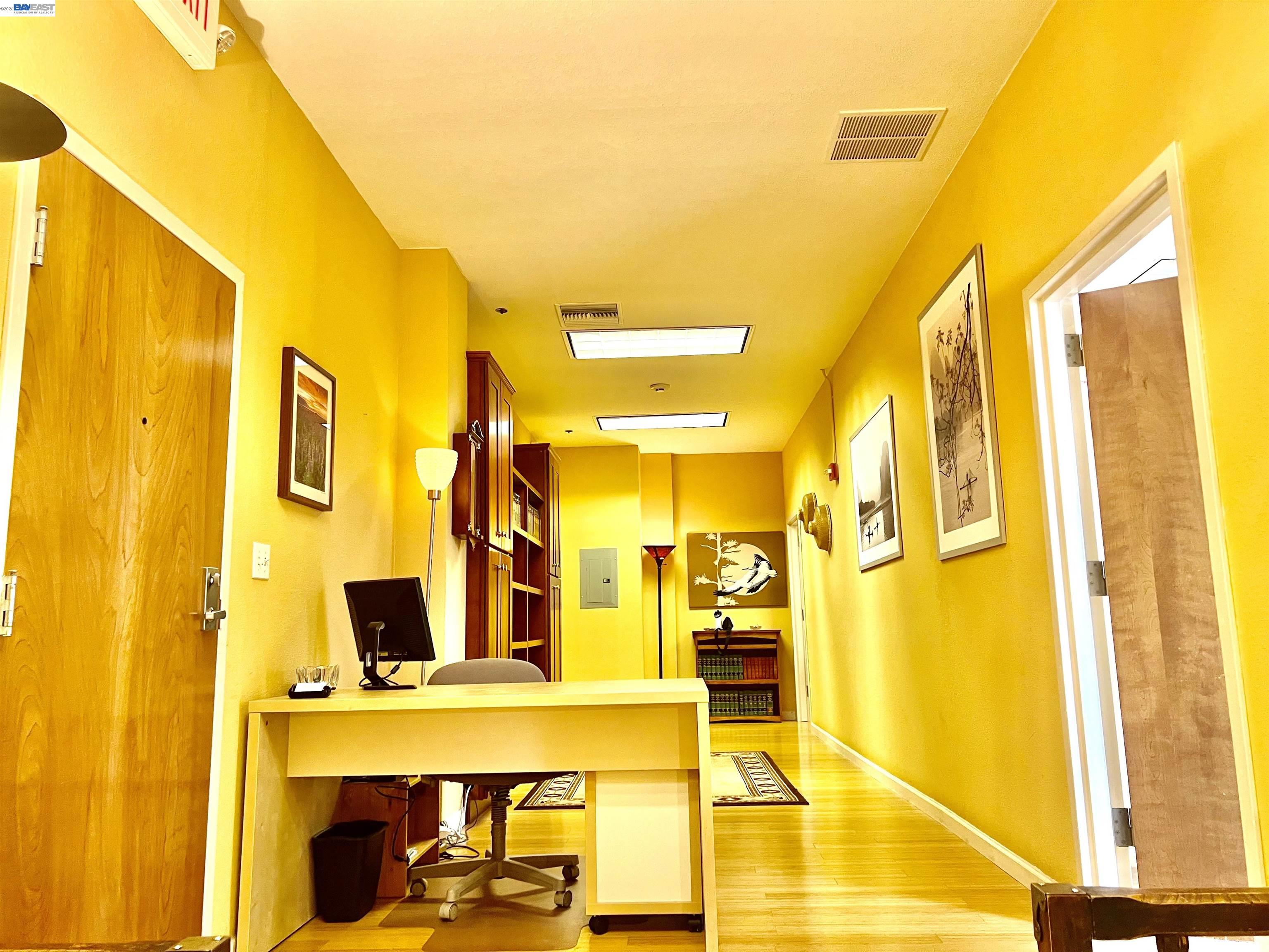 Detail Gallery Image 12 of 12 For , Oakland,  CA 94607 - – Beds | – Baths