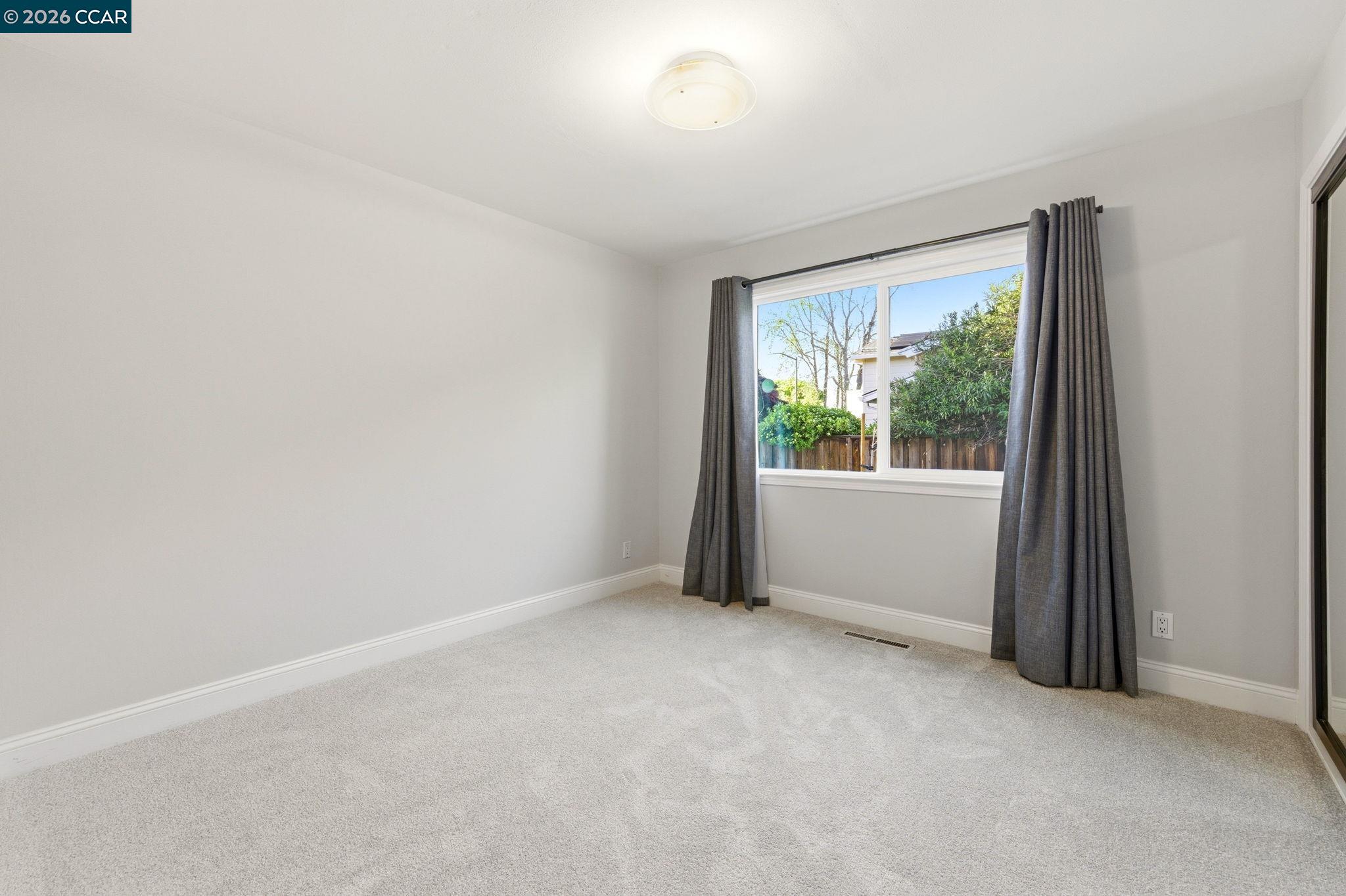 Detail Gallery Image 14 of 23 For 612 Sitka Dr, Walnut Creek,  CA 94598 - 4 Beds | 2 Baths