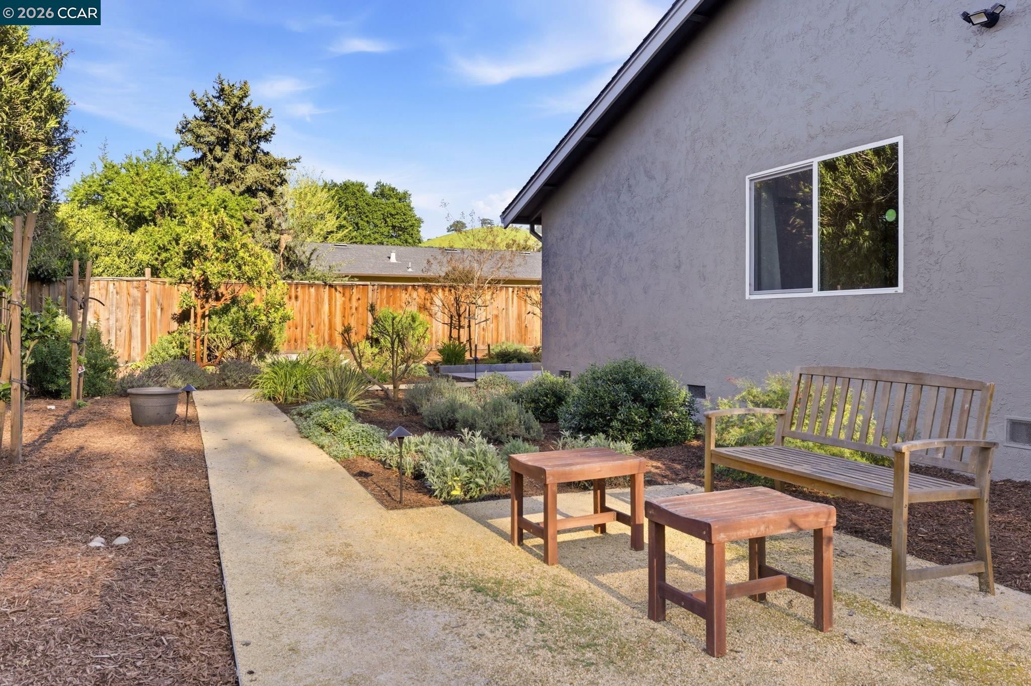 Detail Gallery Image 19 of 23 For 612 Sitka Dr, Walnut Creek,  CA 94598 - 4 Beds | 2 Baths