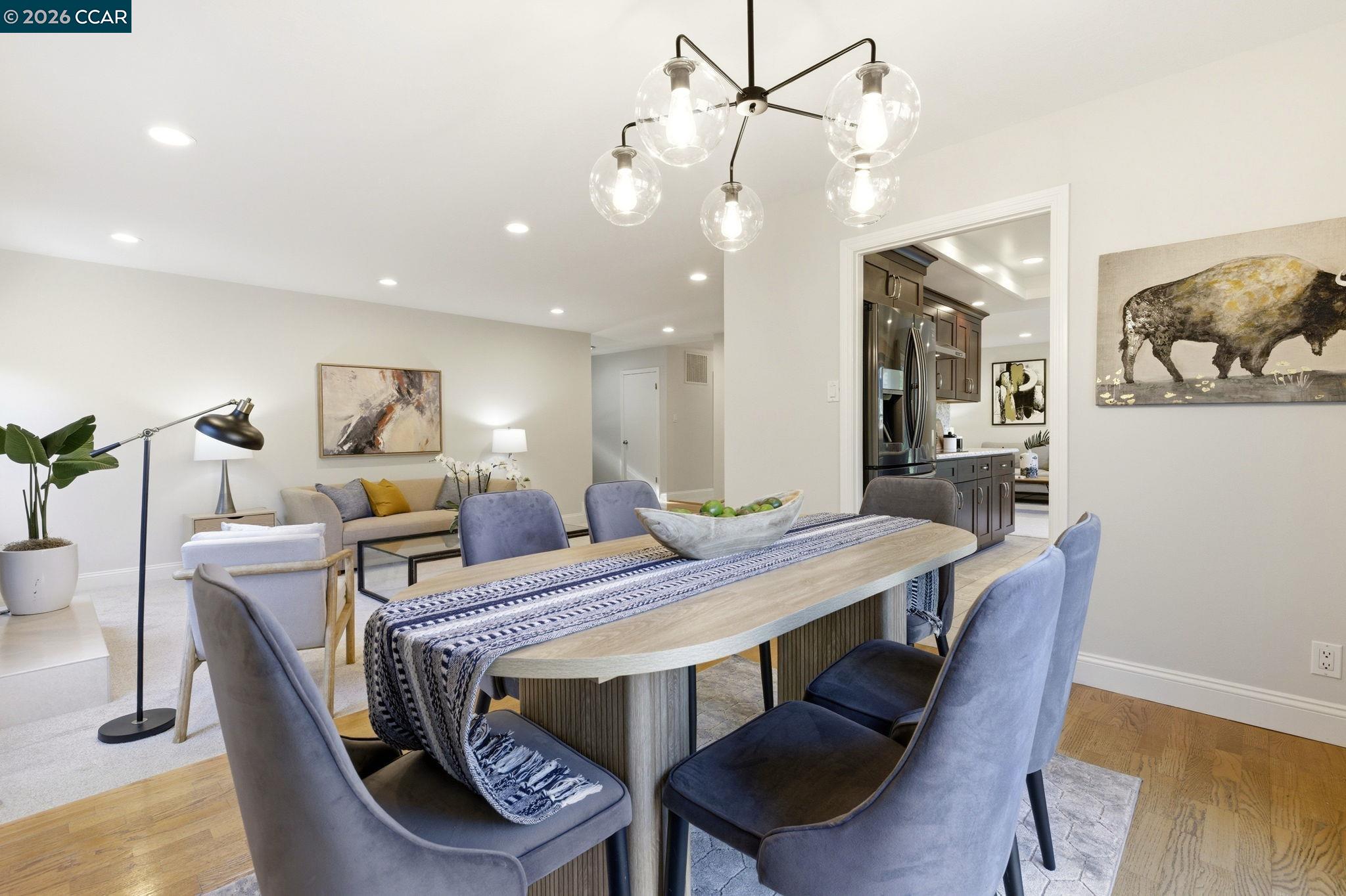 Detail Gallery Image 5 of 23 For 612 Sitka Dr, Walnut Creek,  CA 94598 - 4 Beds | 2 Baths