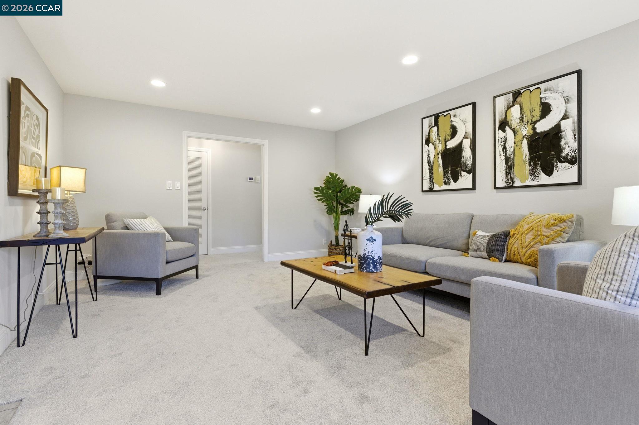 Detail Gallery Image 7 of 23 For 612 Sitka Dr, Walnut Creek,  CA 94598 - 4 Beds | 2 Baths