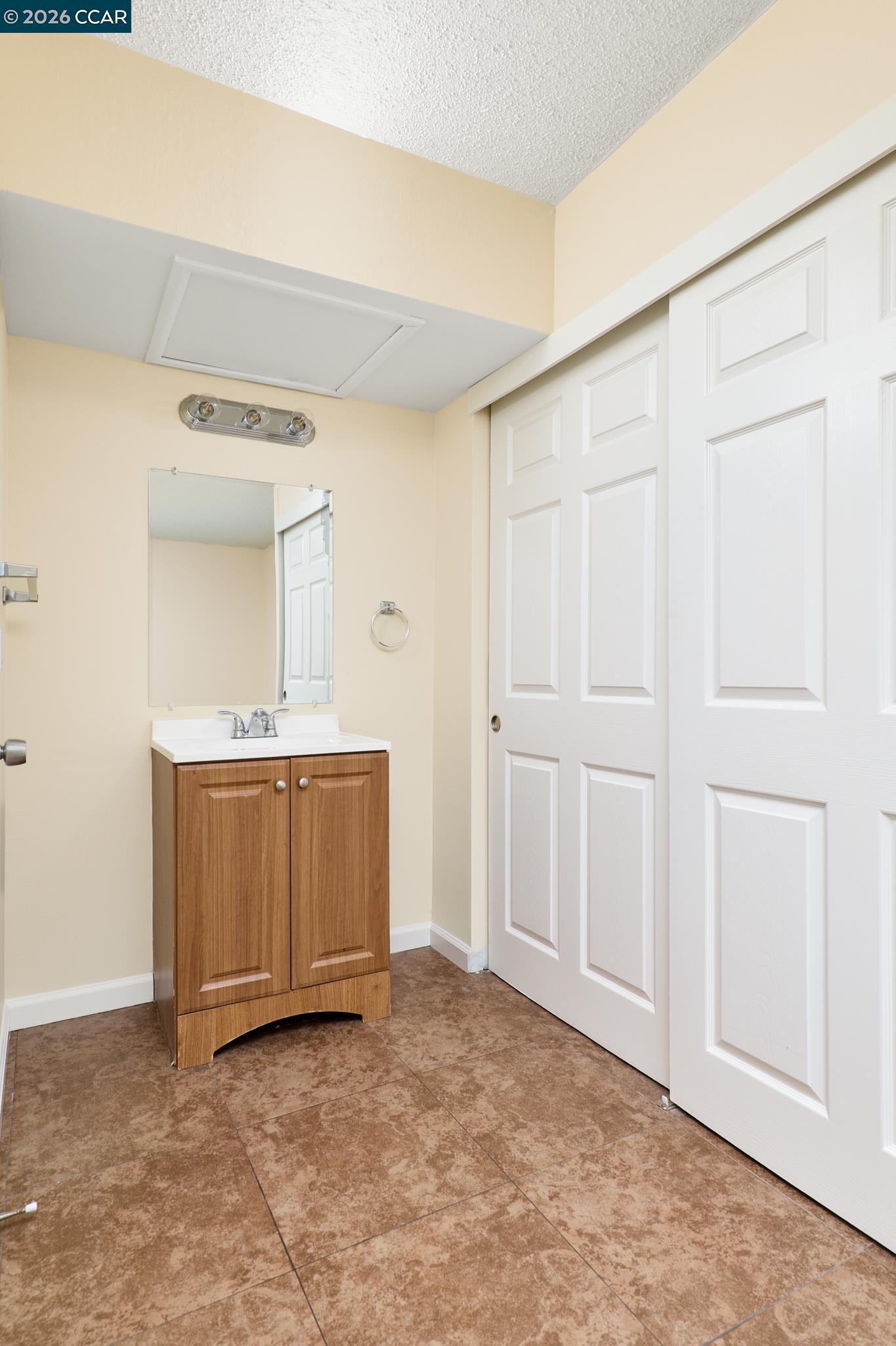 Detail Gallery Image 11 of 22 For 137 Hastings Ave, Vallejo,  CA 94589 - 4 Beds | 2 Baths