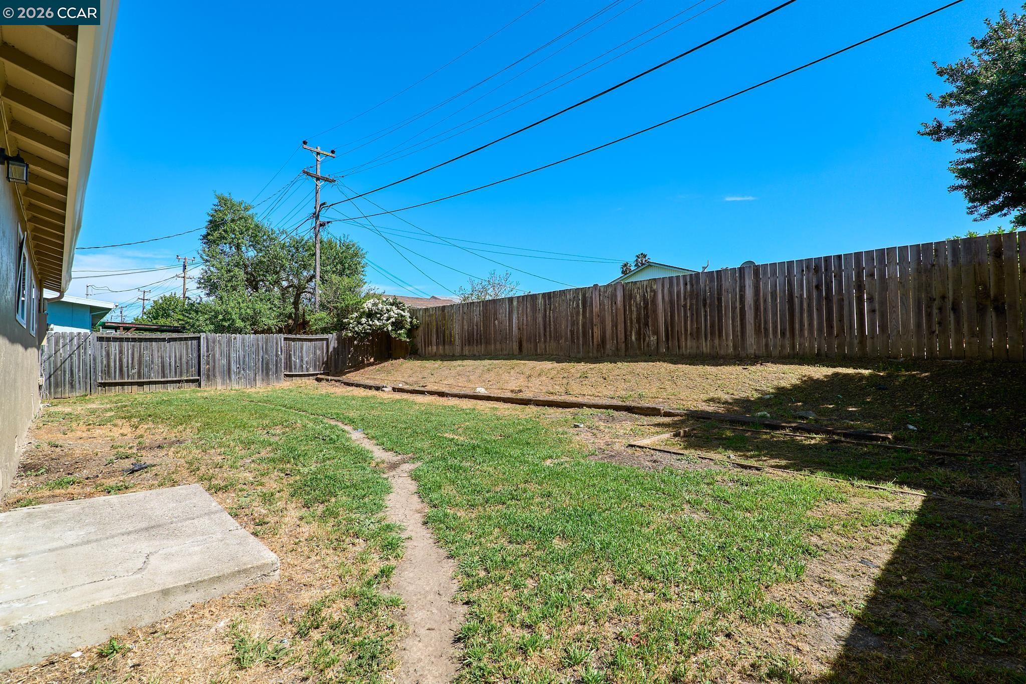 Detail Gallery Image 20 of 22 For 137 Hastings Ave, Vallejo,  CA 94589 - 4 Beds | 2 Baths