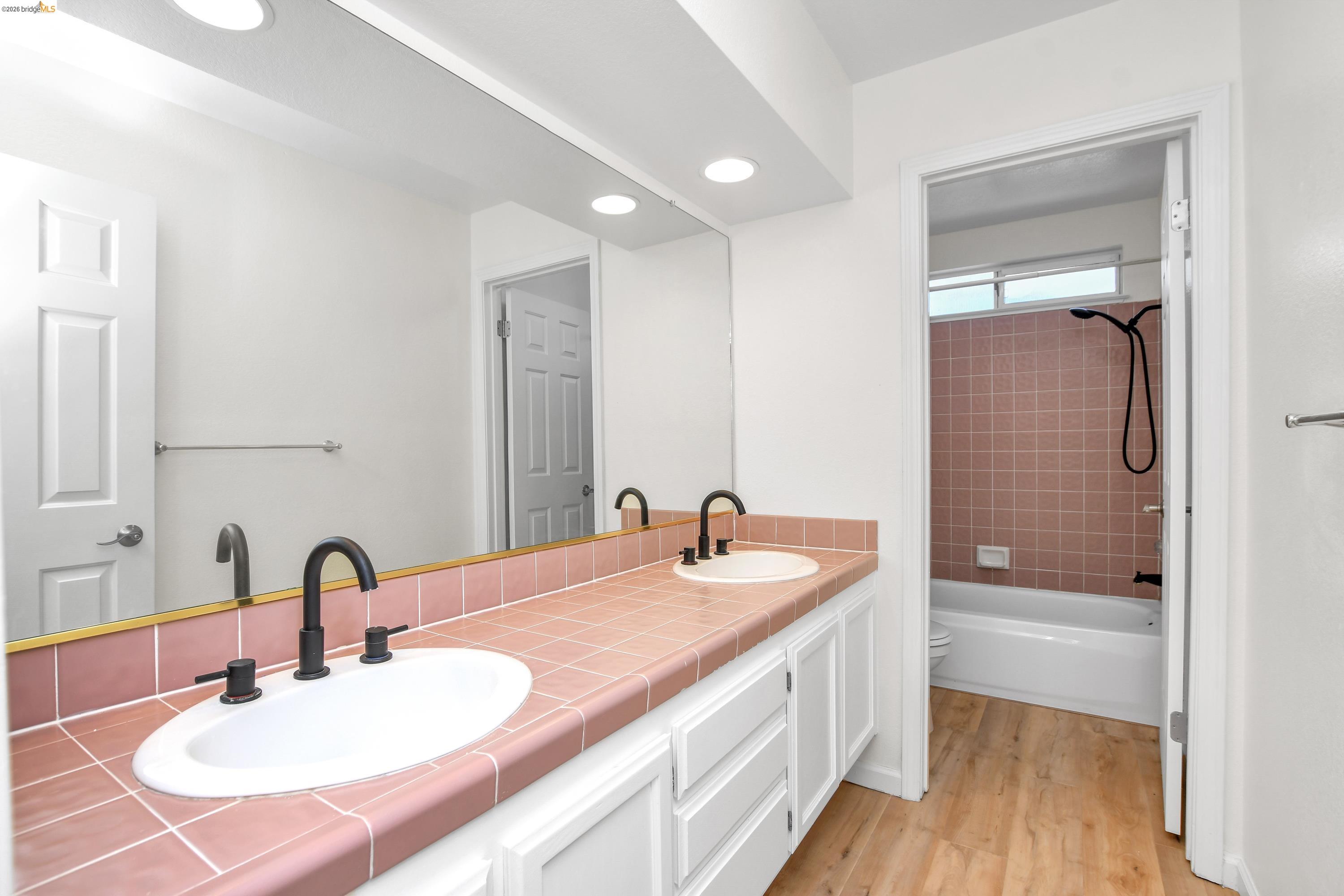 Detail Gallery Image 18 of 39 For 2459 Del Mar Ct, Discovery Bay,  CA 94505 - 3 Beds | 2/1 Baths