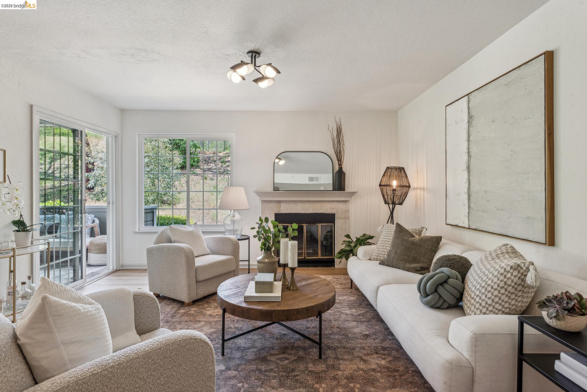 Photo #4: 41128211 Listing: Photo #4