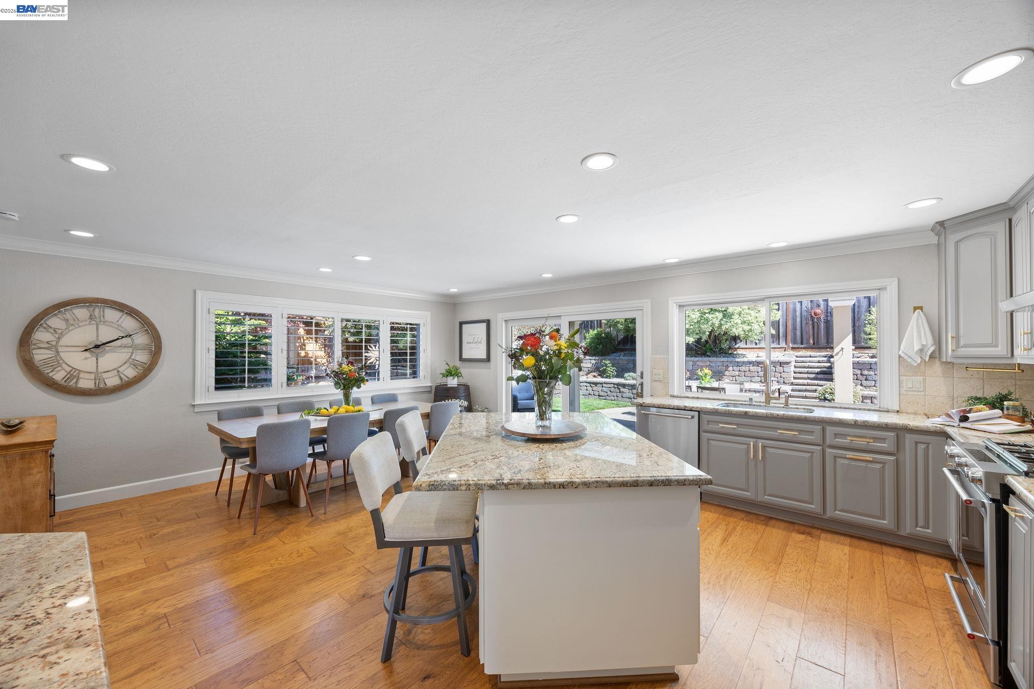 Detail Gallery Image 12 of 34 For 2557 Harewood Dr, Livermore,  CA 94551 - 3 Beds | 2 Baths