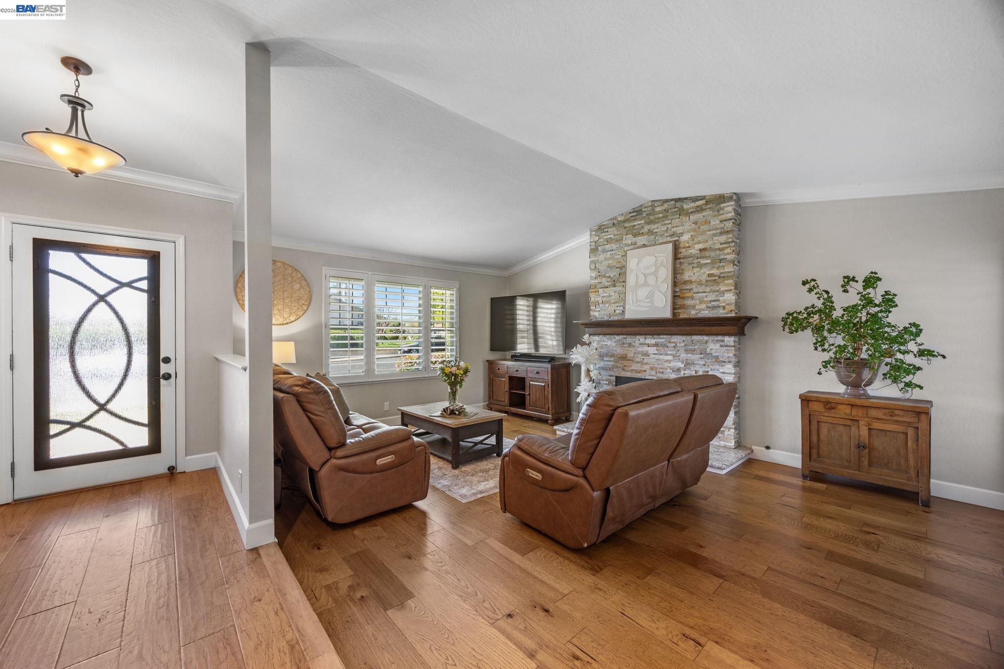 Detail Gallery Image 3 of 34 For 2557 Harewood Dr, Livermore,  CA 94551 - 3 Beds | 2 Baths