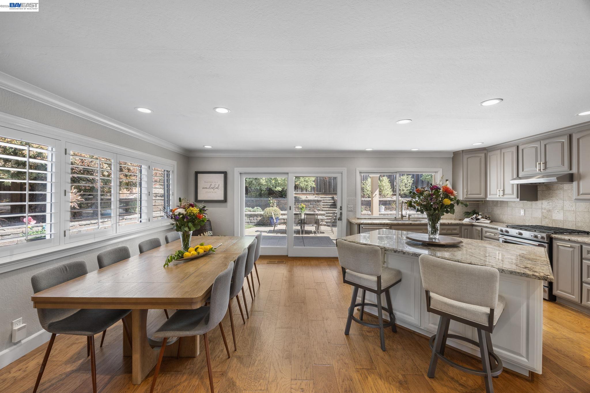 Detail Gallery Image 6 of 34 For 2557 Harewood Dr, Livermore,  CA 94551 - 3 Beds | 2 Baths