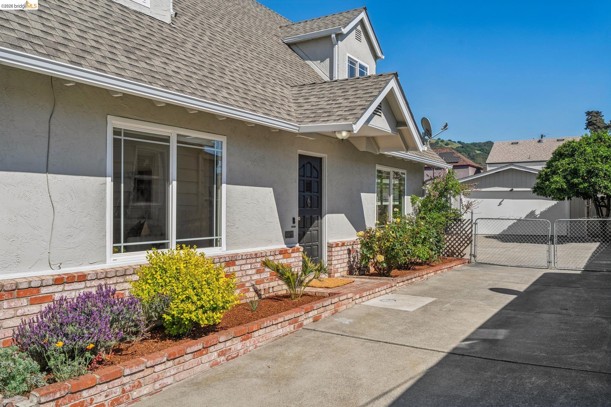Detail Gallery Image 6 of 59 For 482 Lewis Ave, San Leandro,  CA 94577 - 3 Beds | 2 Baths