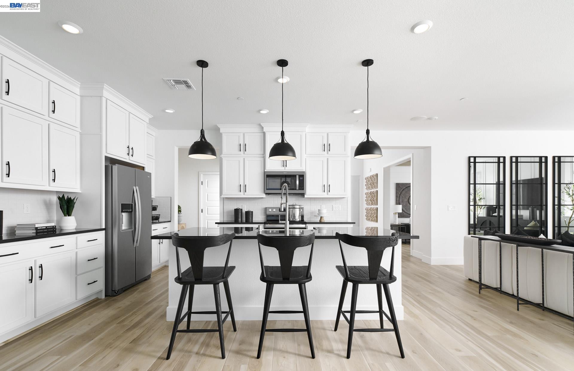 Detail Gallery Image 2 of 15 For Harvard Way, Manteca,  CA 95337 - 5 Beds | 3/1 Baths