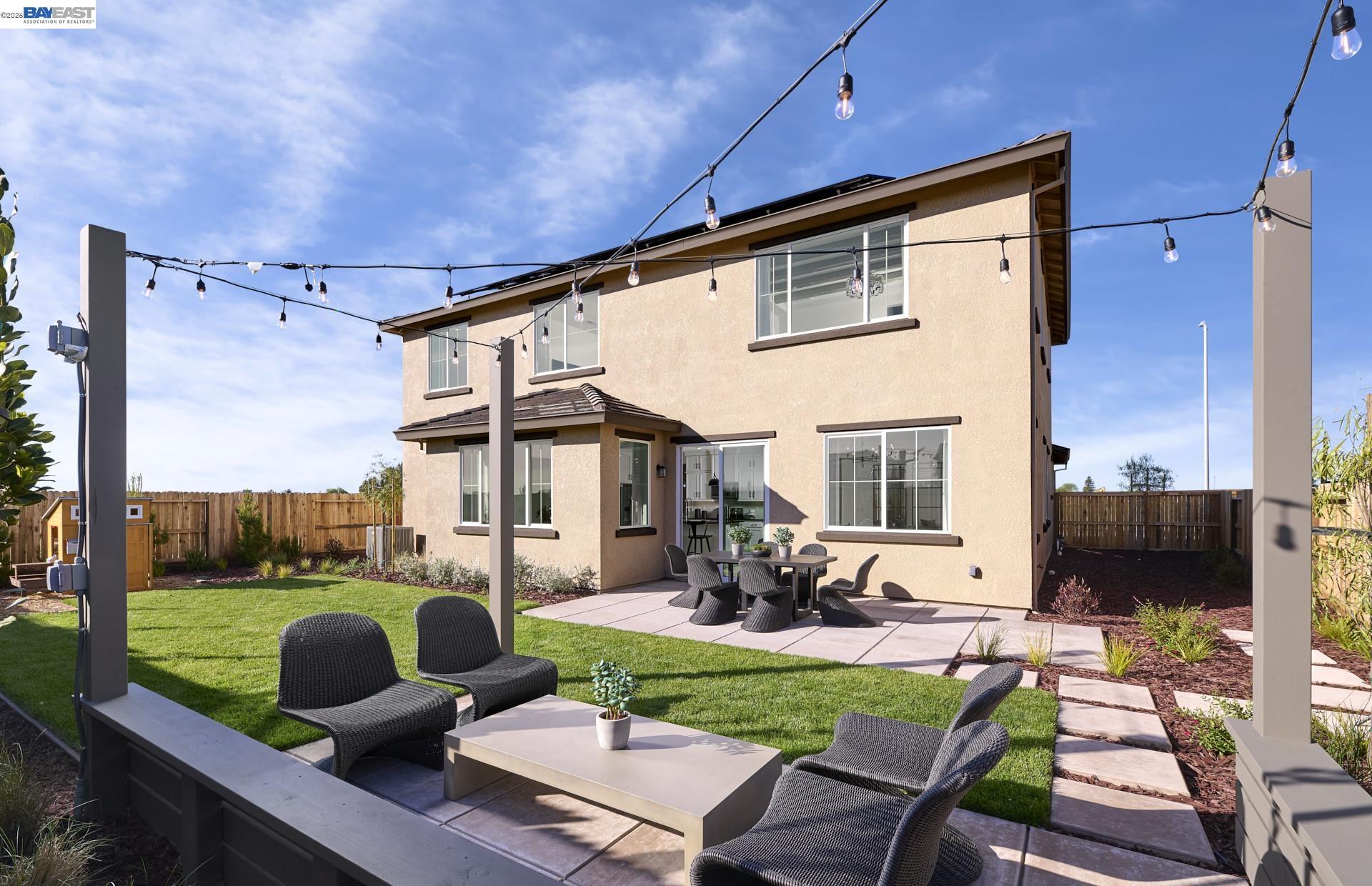 Detail Gallery Image 15 of 15 For Harvard Way, Manteca,  CA 95337 - 5 Beds | 3/1 Baths