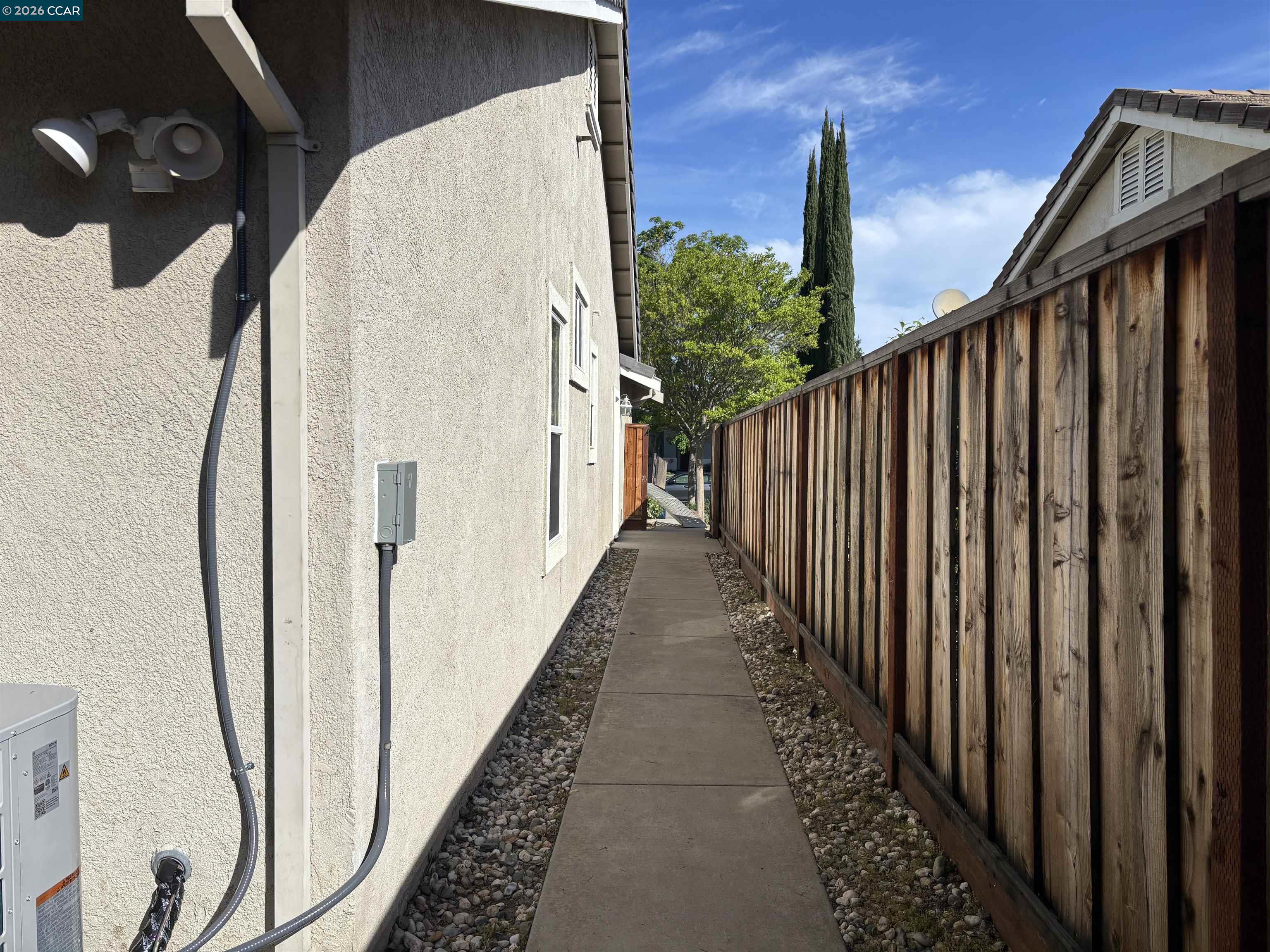 Detail Gallery Image 17 of 24 For 1888 Badger Pass Way, Antioch,  CA 94531-8826 - 3 Beds | 2 Baths