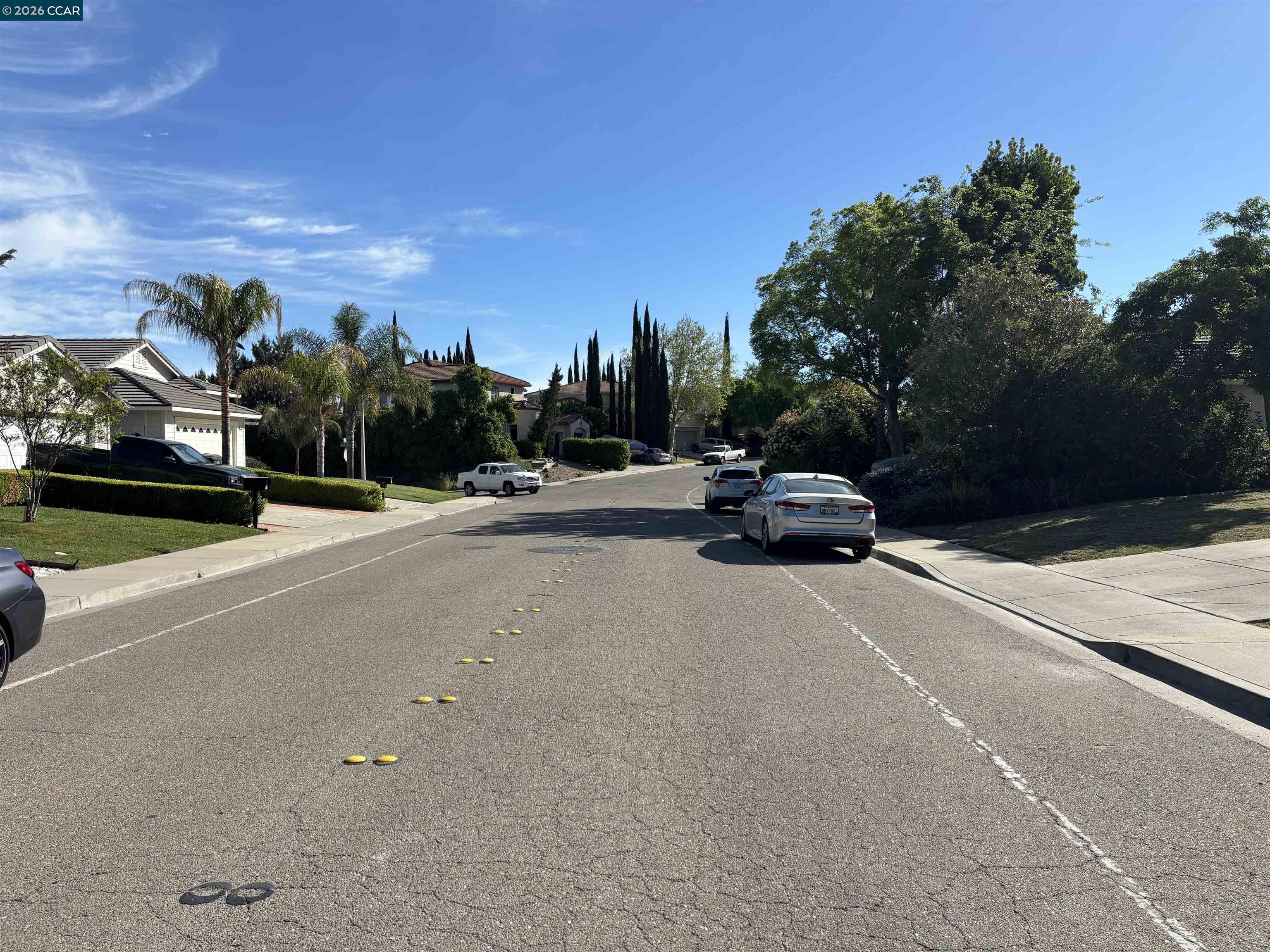 Detail Gallery Image 3 of 24 For 1888 Badger Pass Way, Antioch,  CA 94531-8826 - 3 Beds | 2 Baths