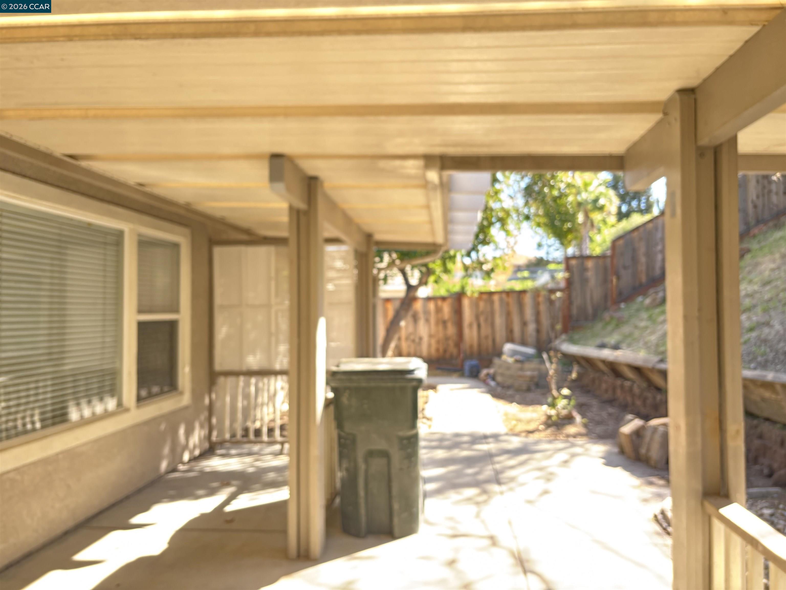 Detail Gallery Image 5 of 24 For 1888 Badger Pass Way, Antioch,  CA 94531-8826 - 3 Beds | 2 Baths